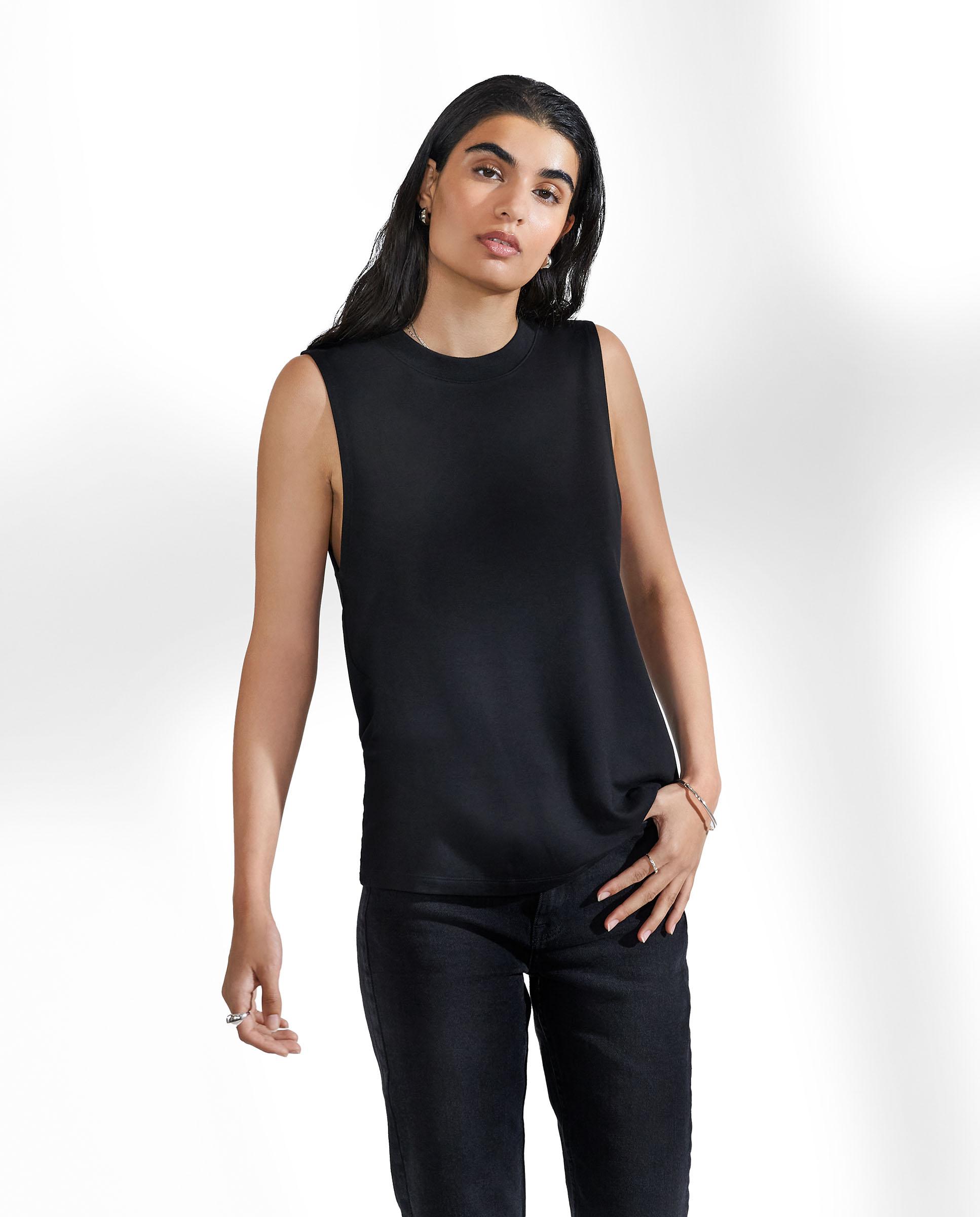 Imagen 0 de Camiseta interior básica de mujer elástica sin mangas Negro