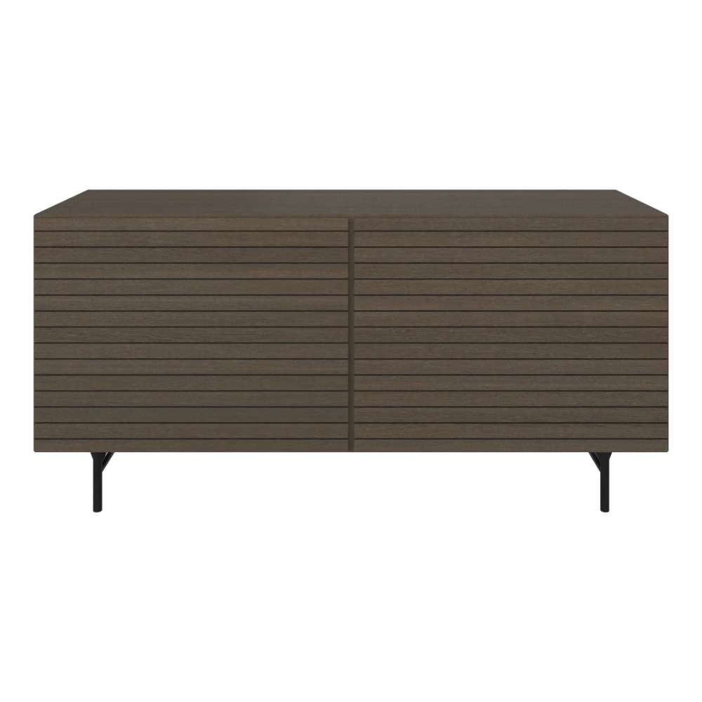 BoConcept - Aparador de madera de roble con 2 puertas talladas Lugano BoConcept.