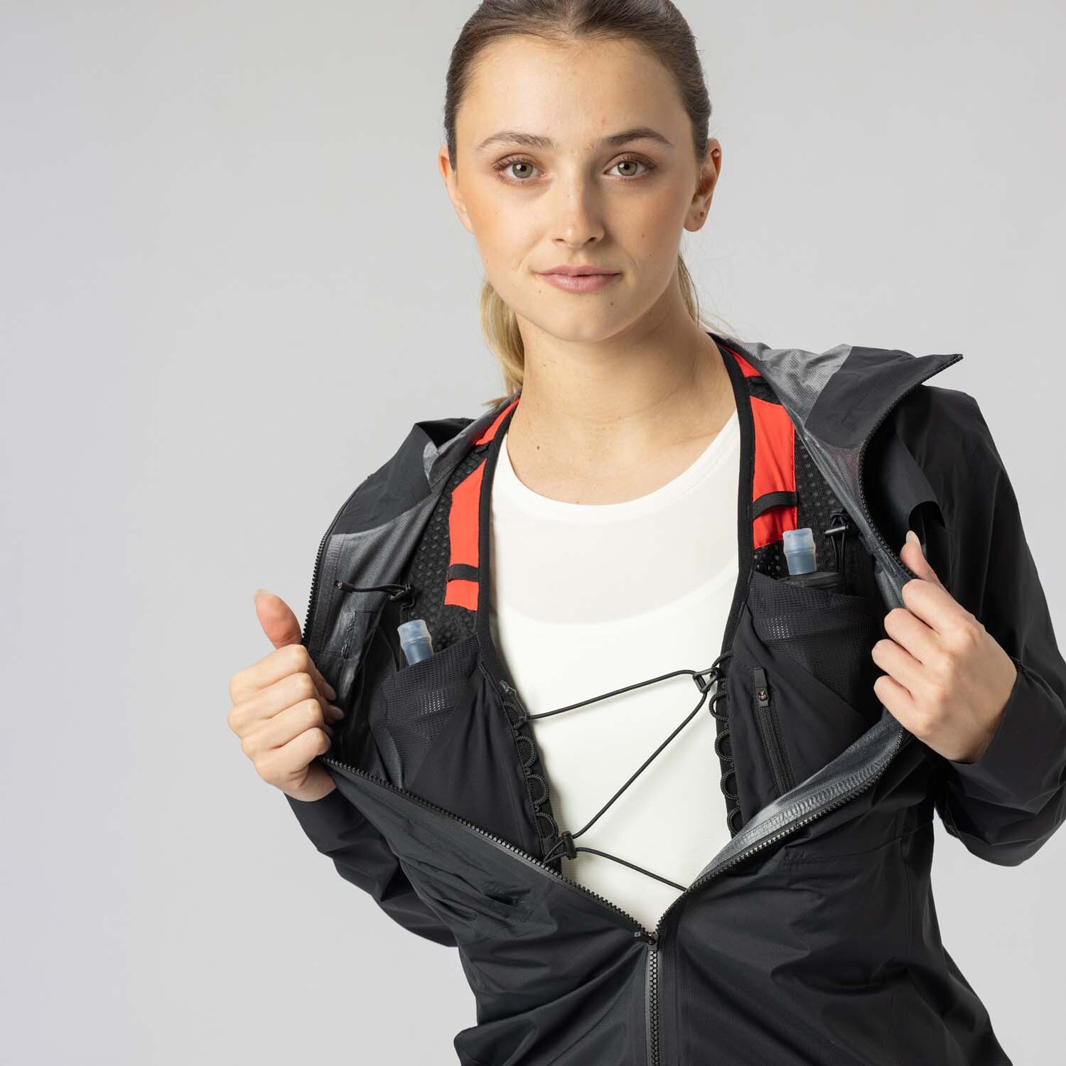 Imagen 5 de Chaqueta impermeable de running de mujer ENDURANCE SL WP Scott - Negro Negro