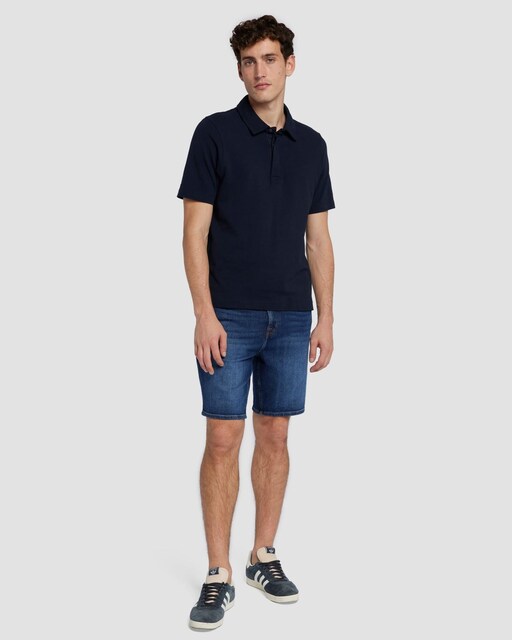Imagen 0 de Pantalón corto vaquero de hombre liso en color azul marino