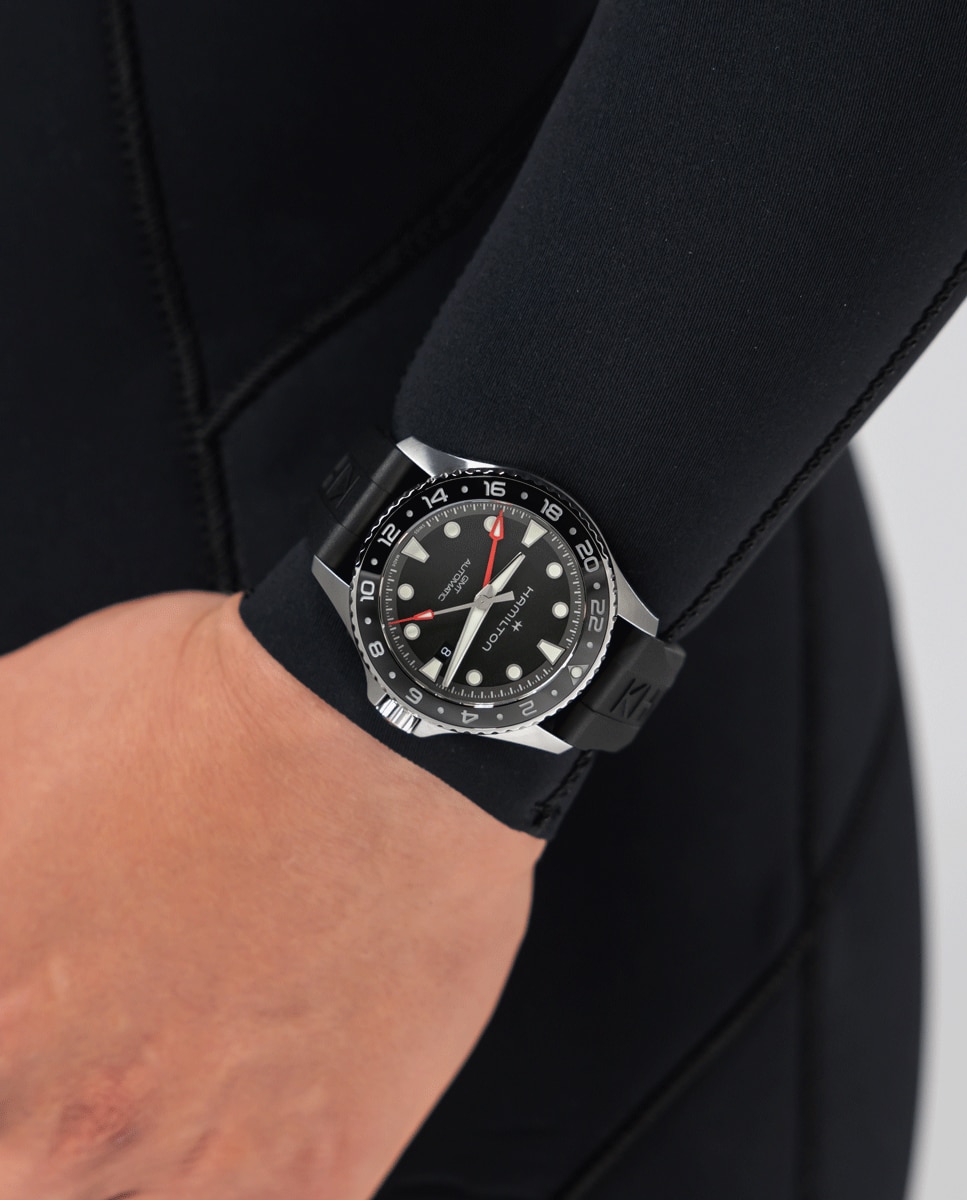 Reloj de hombre automático khaki navy scuba de 43 mm h82555330 con gmt, calendario y correa de caucho - Hamilton - Negro Negro-5