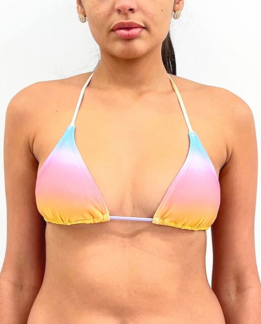 Imagen 0 de Top de bikini triángulo estampado con relleno