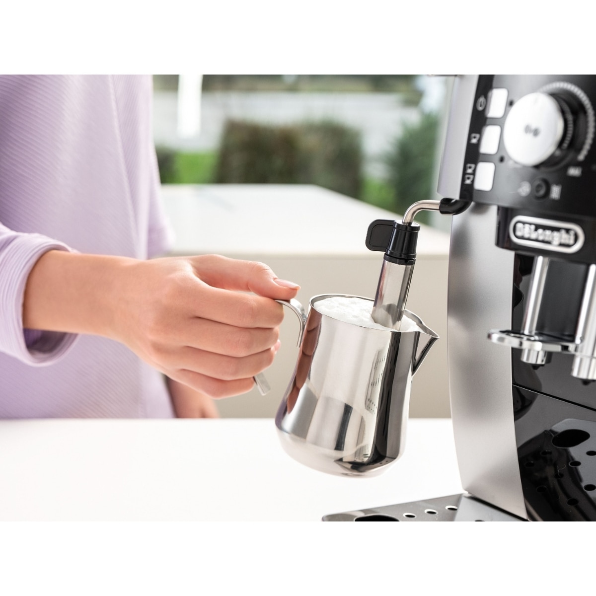 Cafetera Superautomática De'Longhi Magnifica S ECAM21.117.SB con molinillo integrado - Plata Plata-5