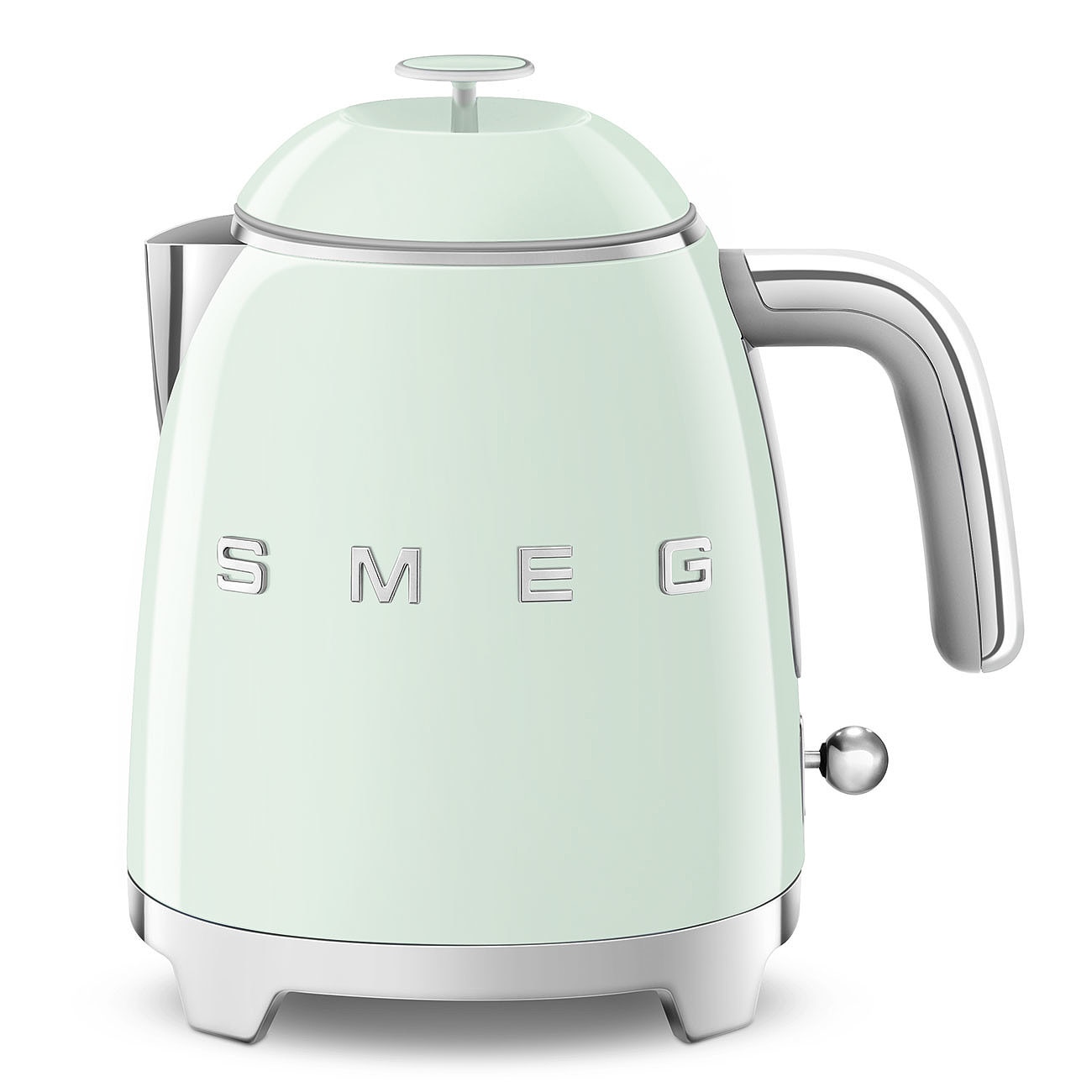 Smeg - Hervidor Smeg KLF05 mini con capacidad para 0.8 litros.