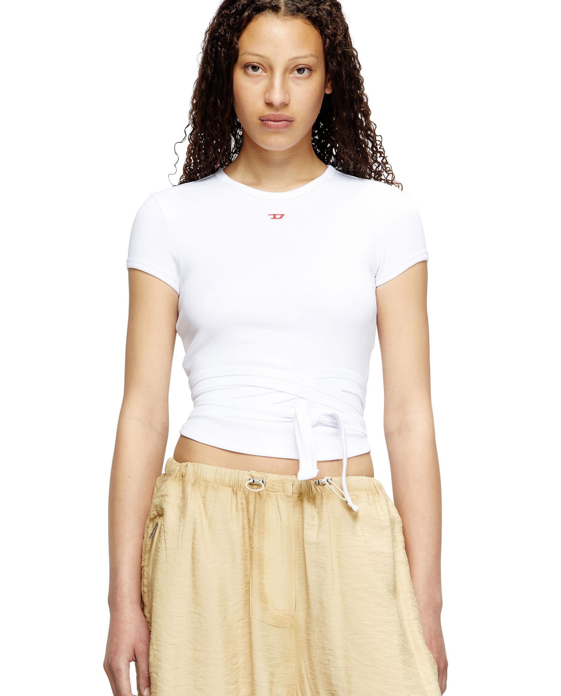 Diesel - Camiseta DIESEL de mujer de manga corta ajustada.