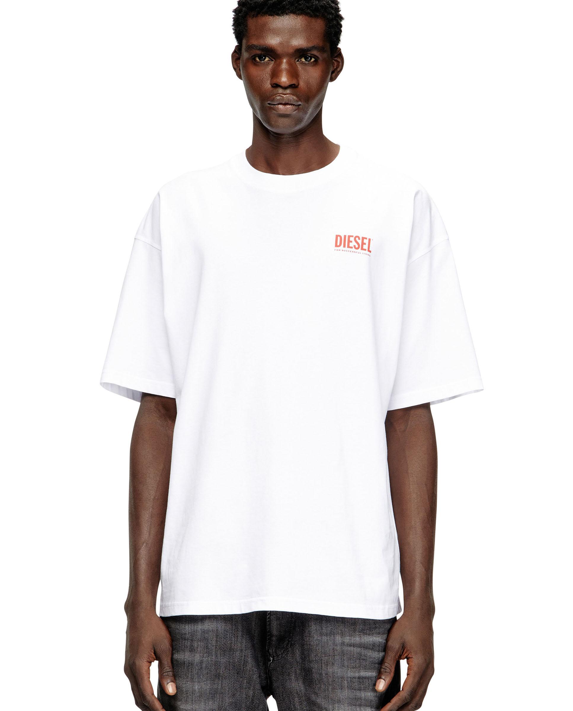 Diesel - Camiseta de manga corta de hombre DIESEL con corte relajado.