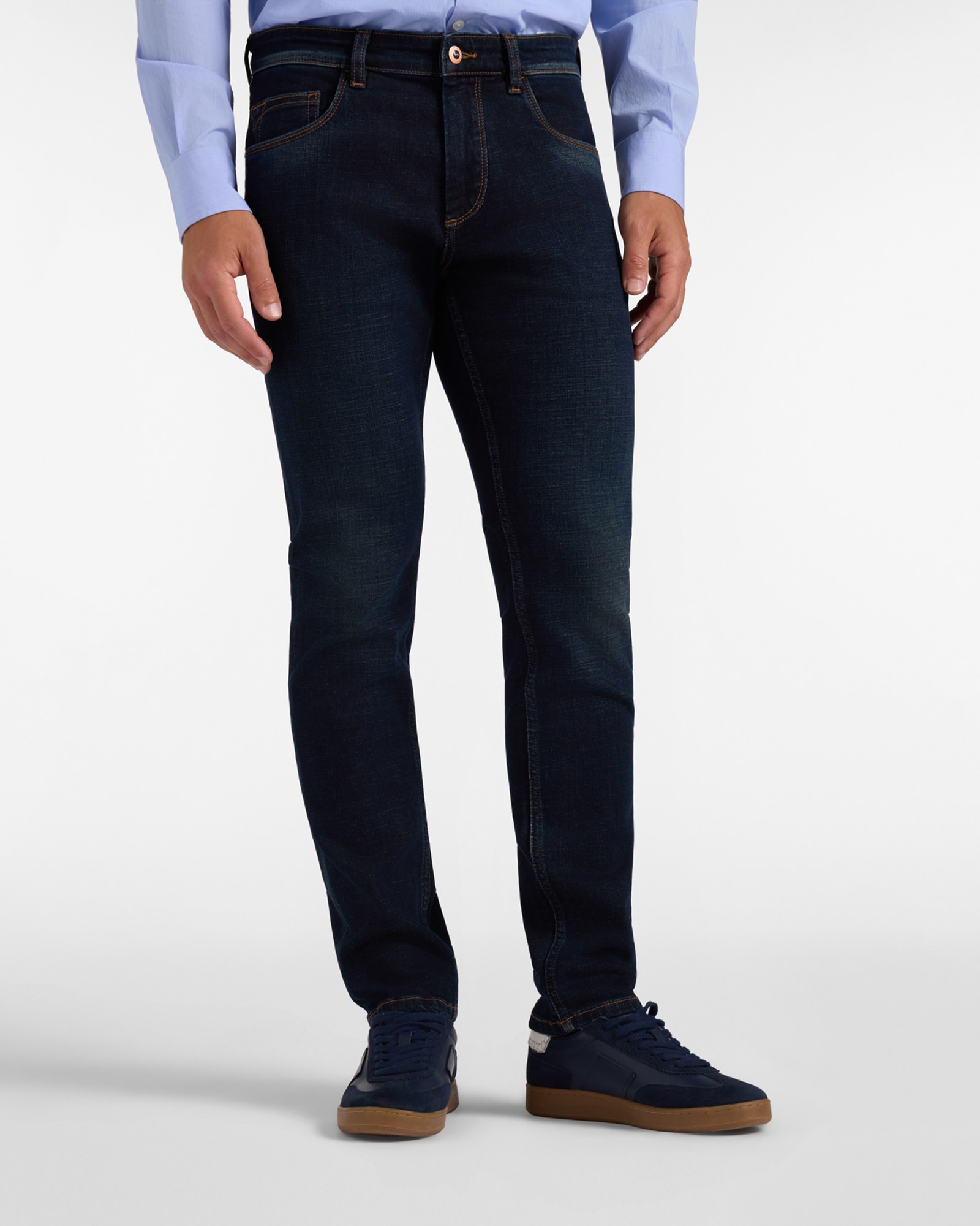 Imagen 1 de Chino de hombre en algodón elástico corte narrow Azul denim