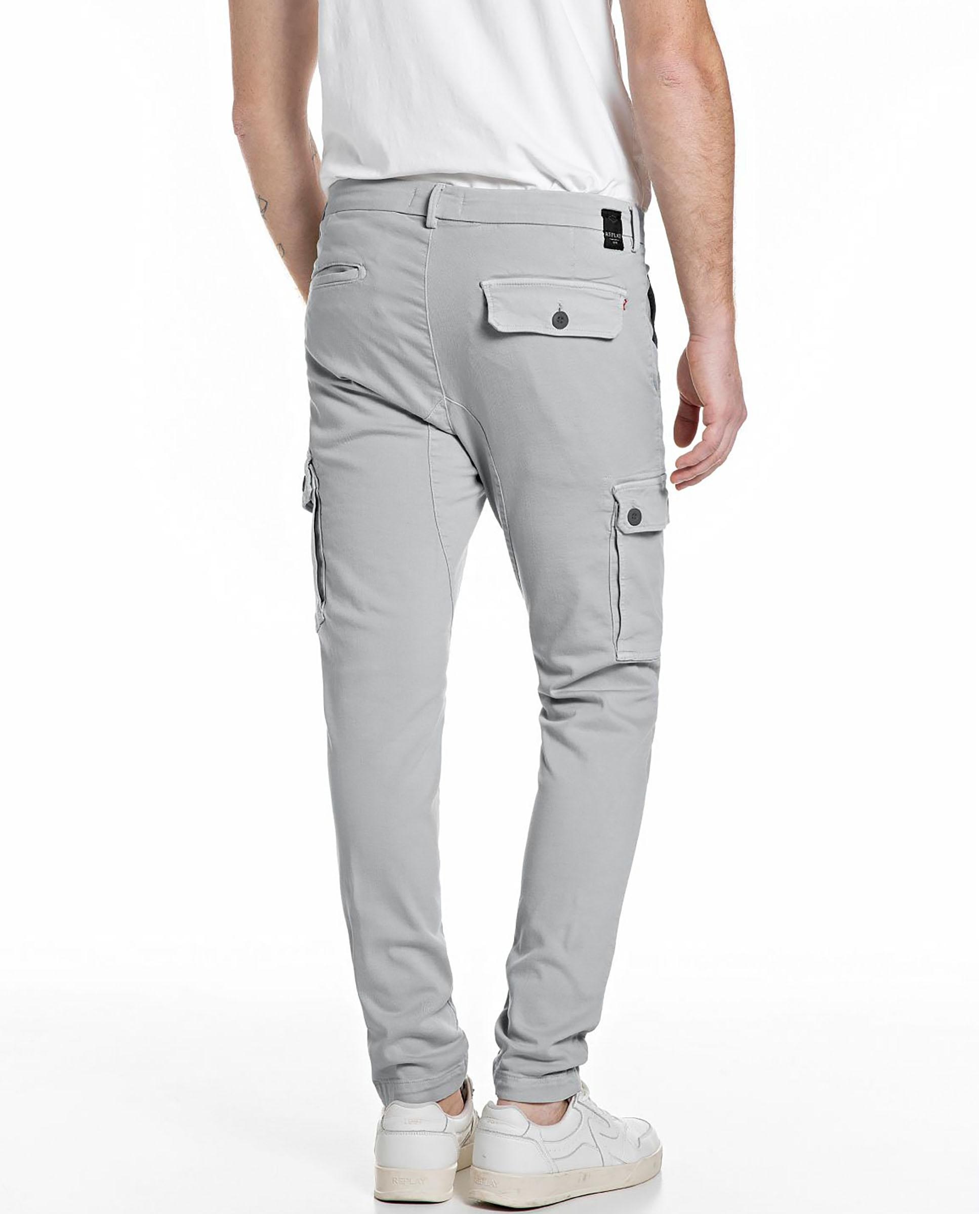 Pantalón cargo de hombre slim fit con botón en bolsillos - Replay - Gris claro Gris claro-2