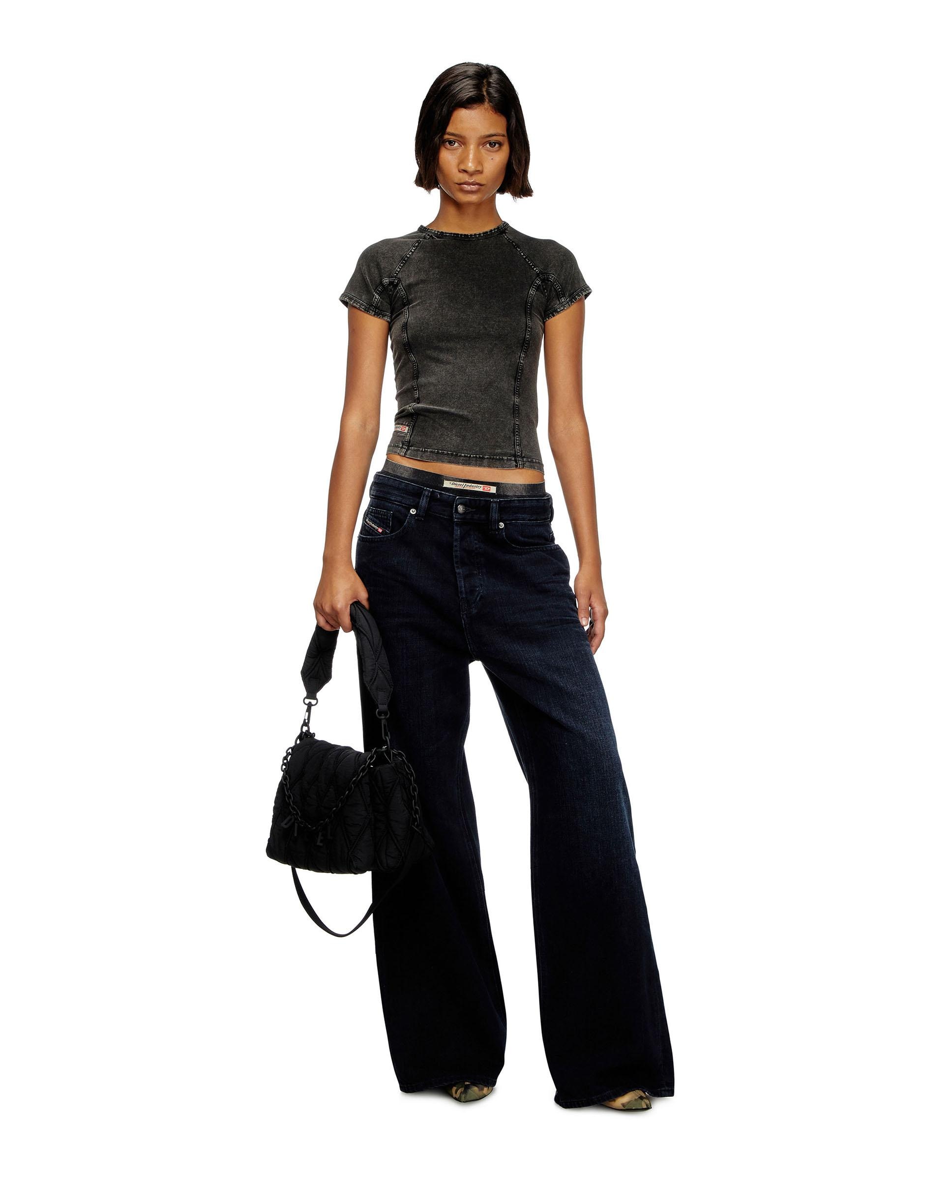 Diesel - Vaquero campana de mujer y cintura baja.