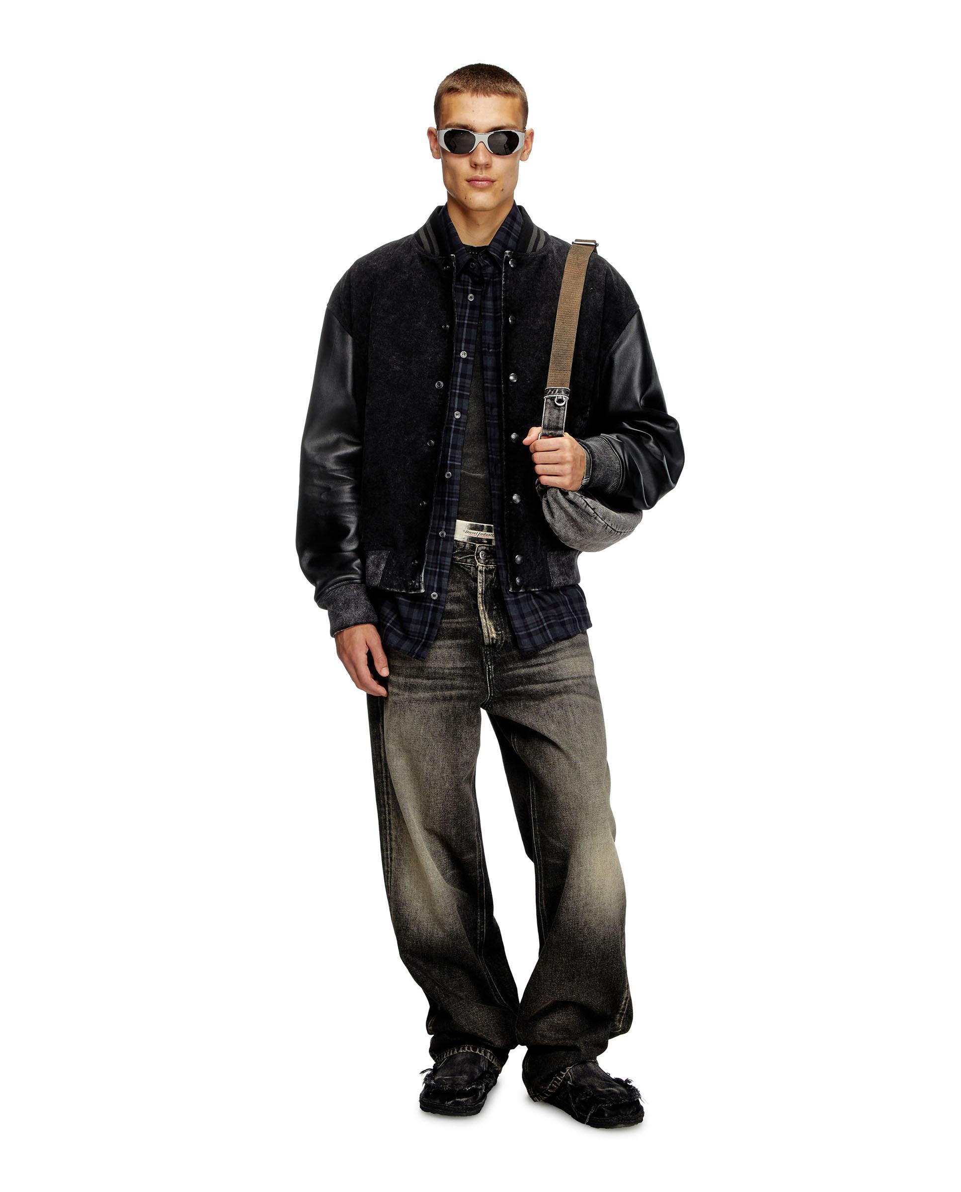 Diesel - Chaqueta de hombre de algodón con cierre de botones.