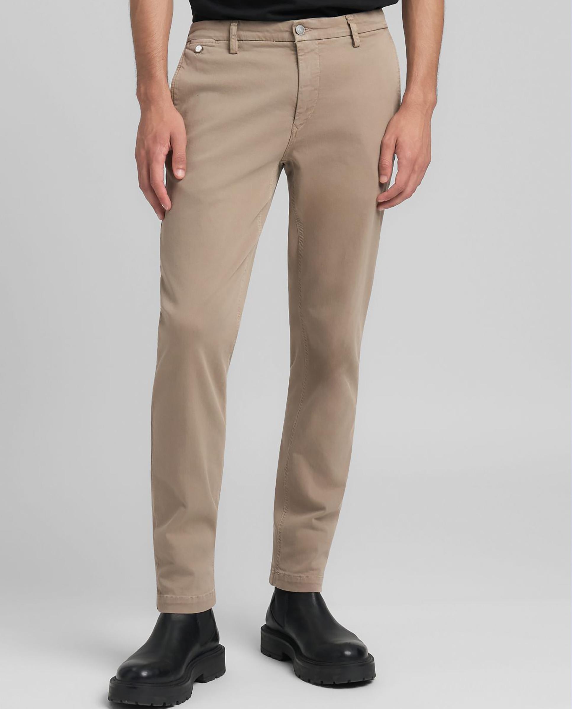 Imagen 0 de Chino de hombre regular fit con dos bolsillos franceses Beige