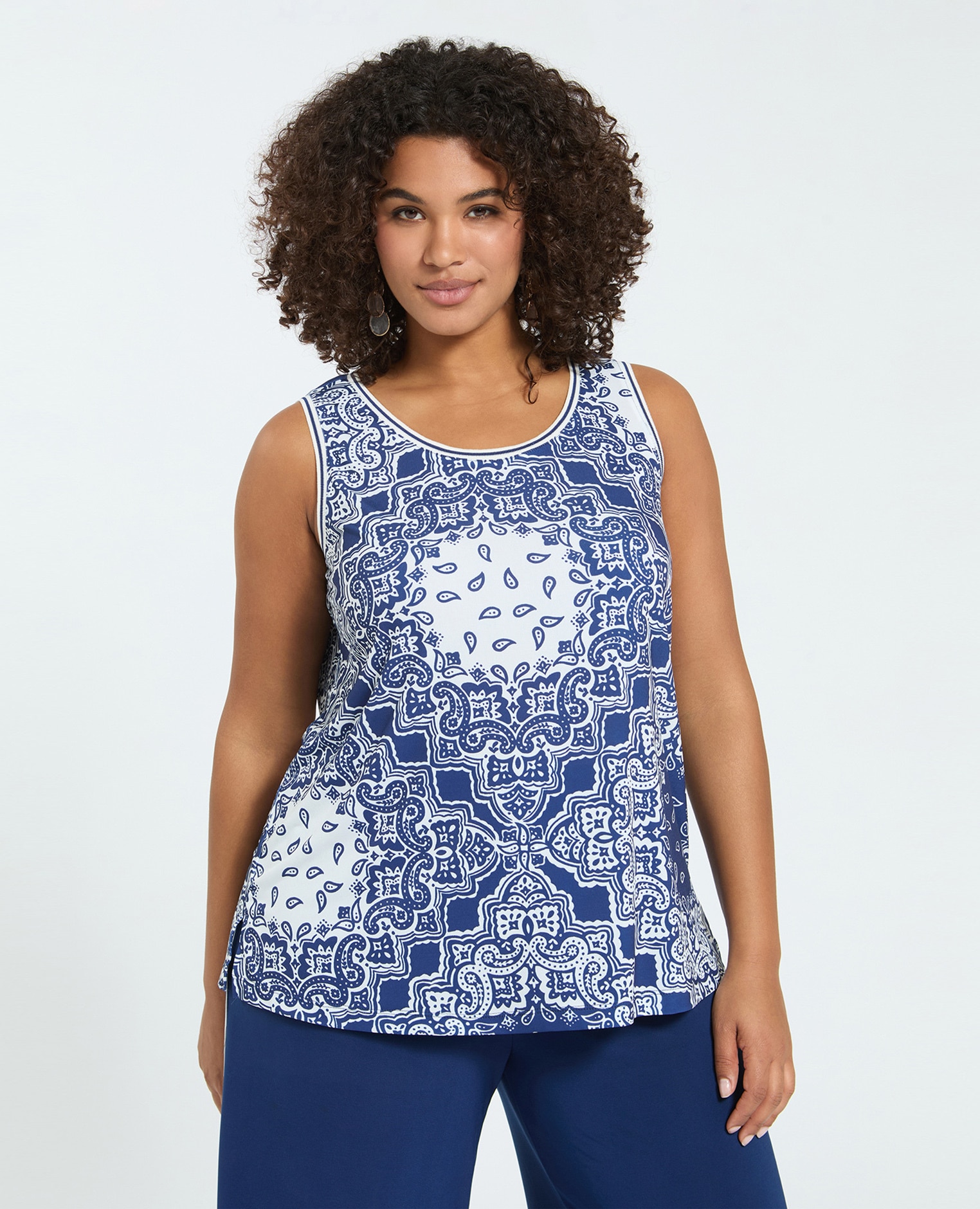 Top de mujer de punto con estampado bandana ajuste regular para el máximo confort - Fiorella Rubino - Azul Azul-1