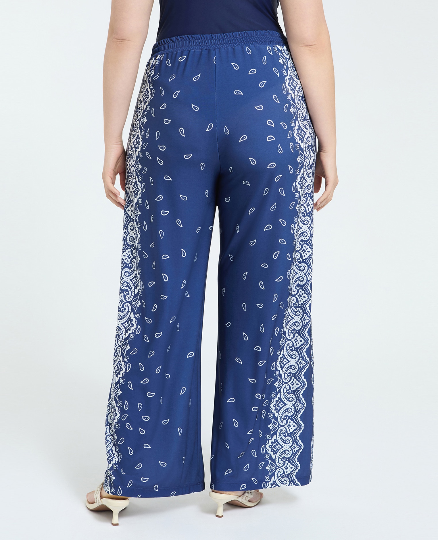 Pantalones de mujer wide leg estampado bandana ajuste ancho con cierre de banda elástica en la cintura para el máximo confort - Fiorella Rubino - Azul Azul-2