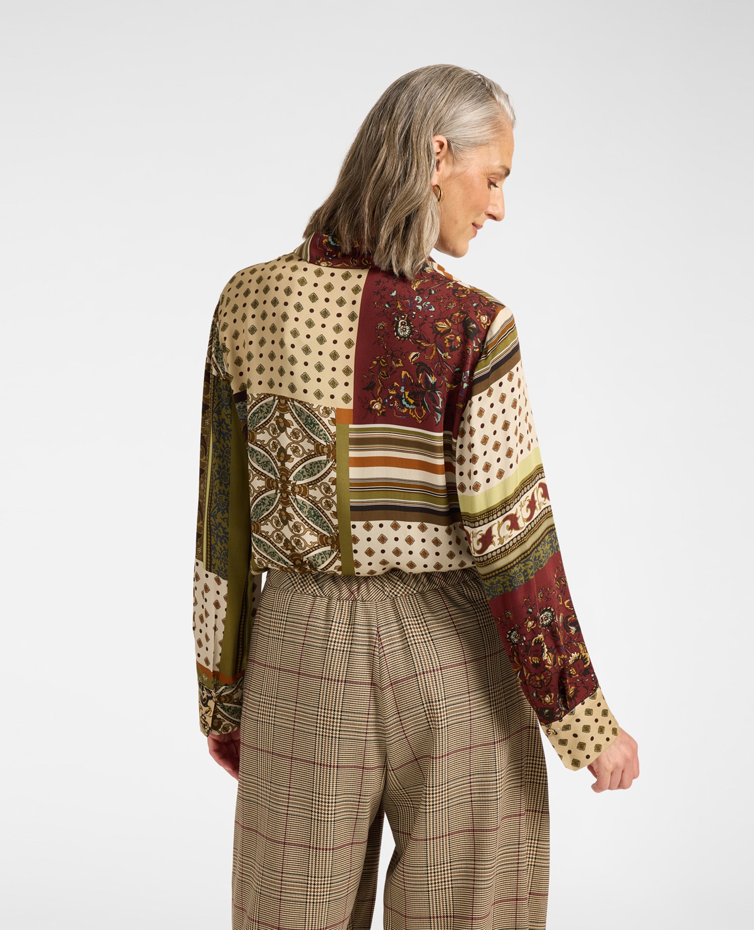 Camisa de mujer de raso estampada patchwork ajuste regular cierre con botones - Elena Miró - Verde militar Verde militar-2