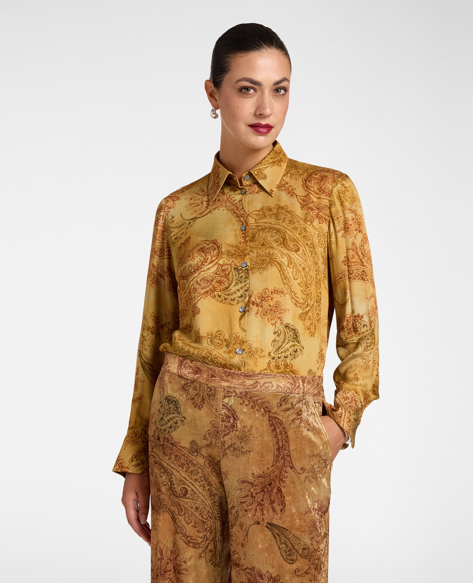 Camisa de mujer de satén con estampado de cachemira ajuste regular cierre frontal con botones - Elena Miró - Oro Oro-1