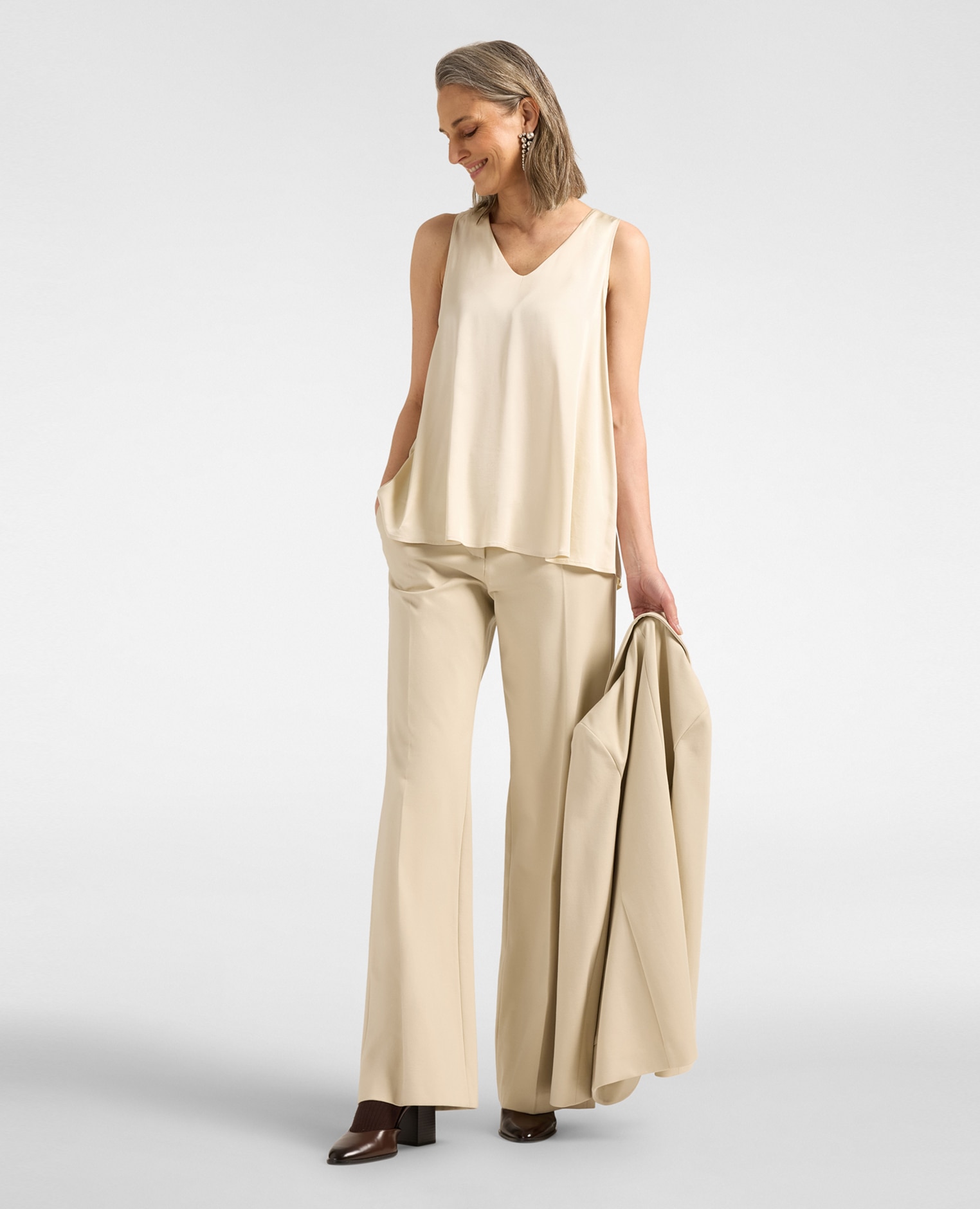 Top de mujer de raso de viscosa con escote en v ajuste regular sin cierre - Elena Miró - Beige Beige-3