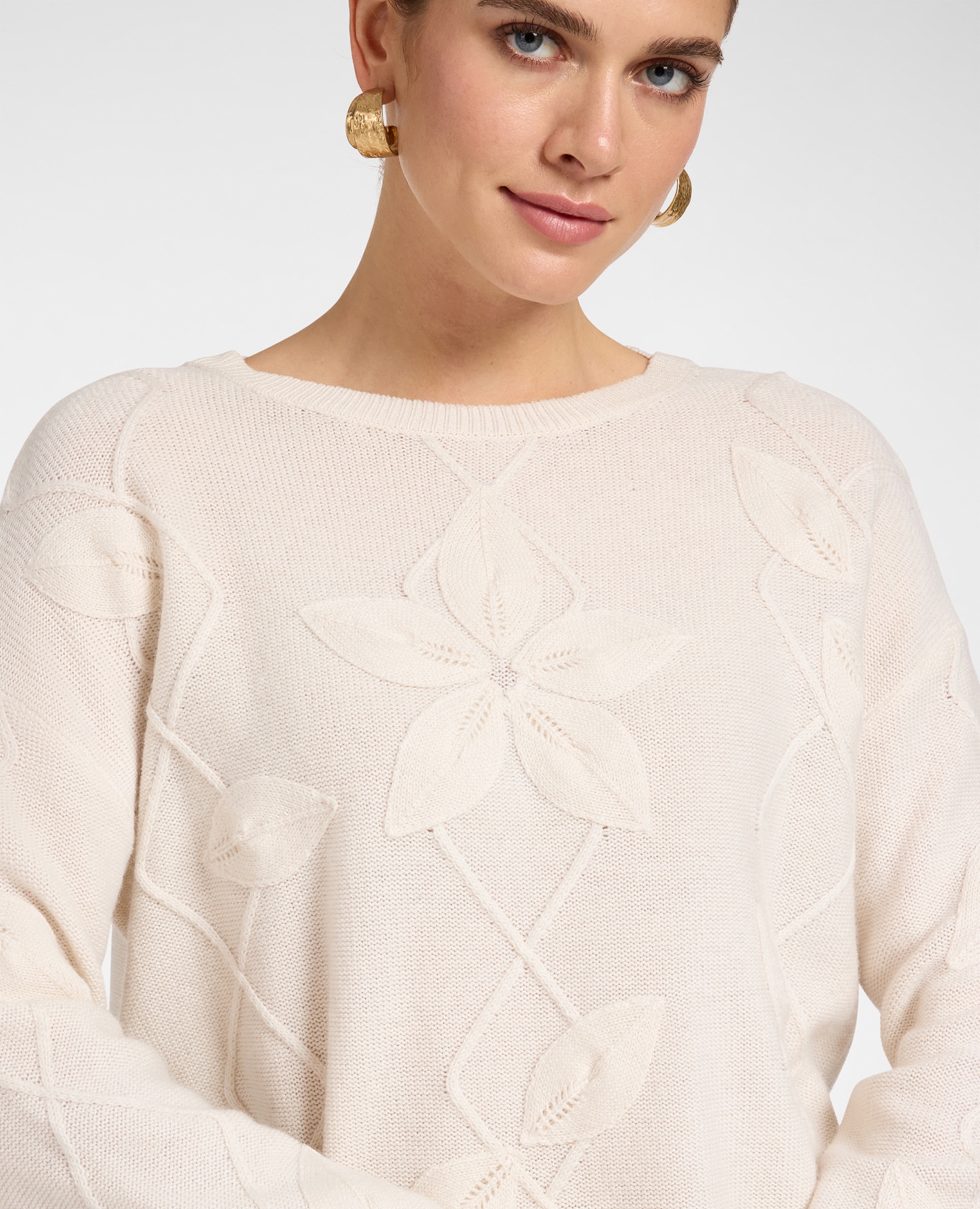 Jersey de mujer de mezcla de cachemir con labor floral modelo regular con largo medio y cuello redondo - Elena Miró - Beige Beige-4