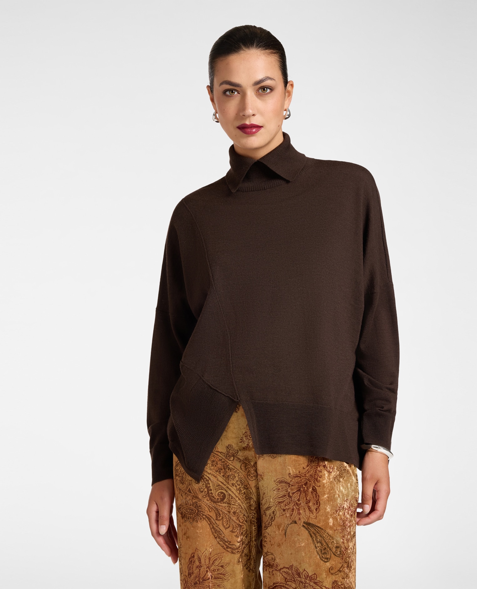 Jersey de mujer de cuello alto en lana con bajo asimétrico ajuste oversize largo medio - Elena Miró - Marrón Marrón-1