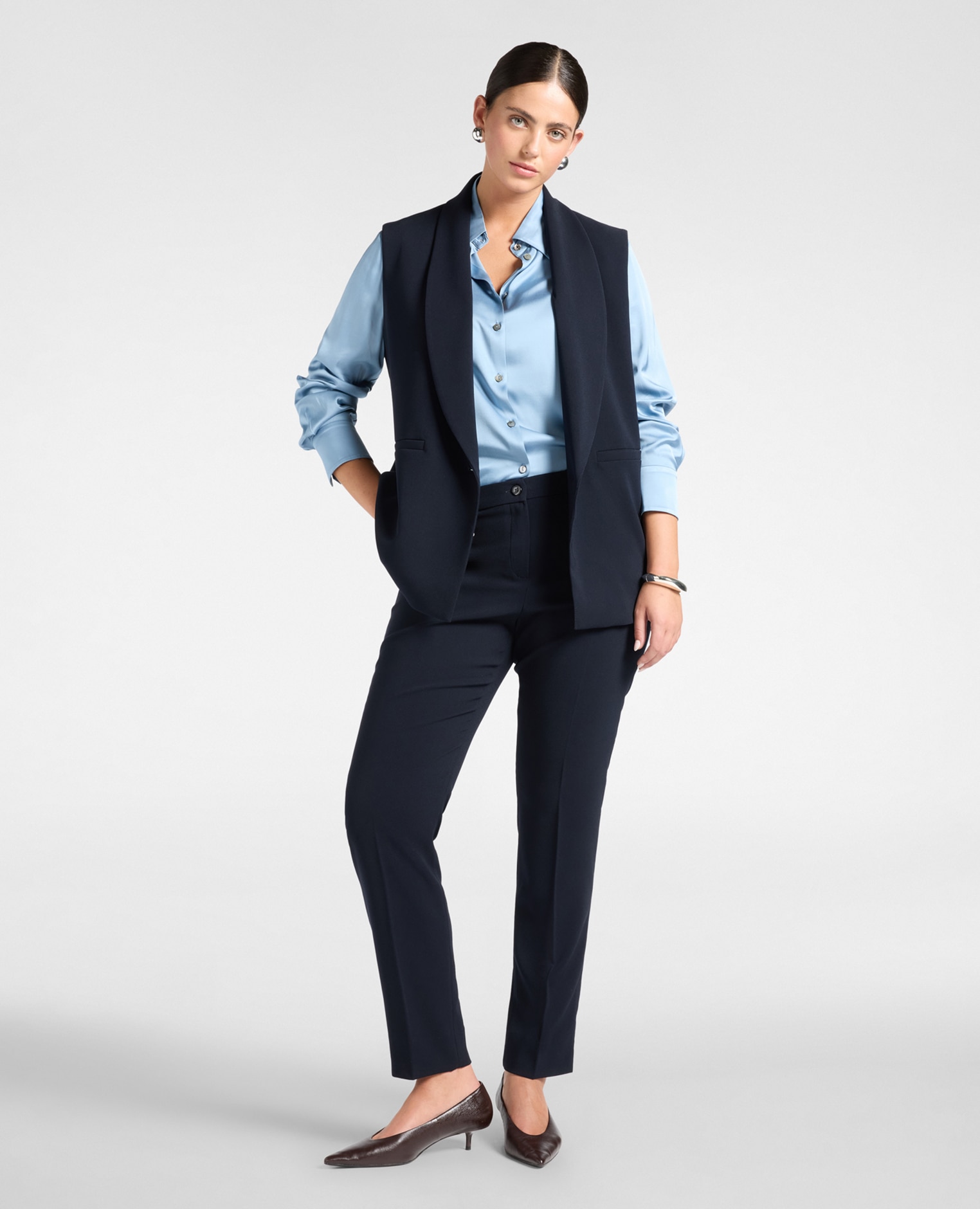 Pantalones de mujer slim en crepé mezcla de algodón ajuste entallado con pierna estrecha cierre con botón y cremallera - Elena Miró - Azul Azul-1