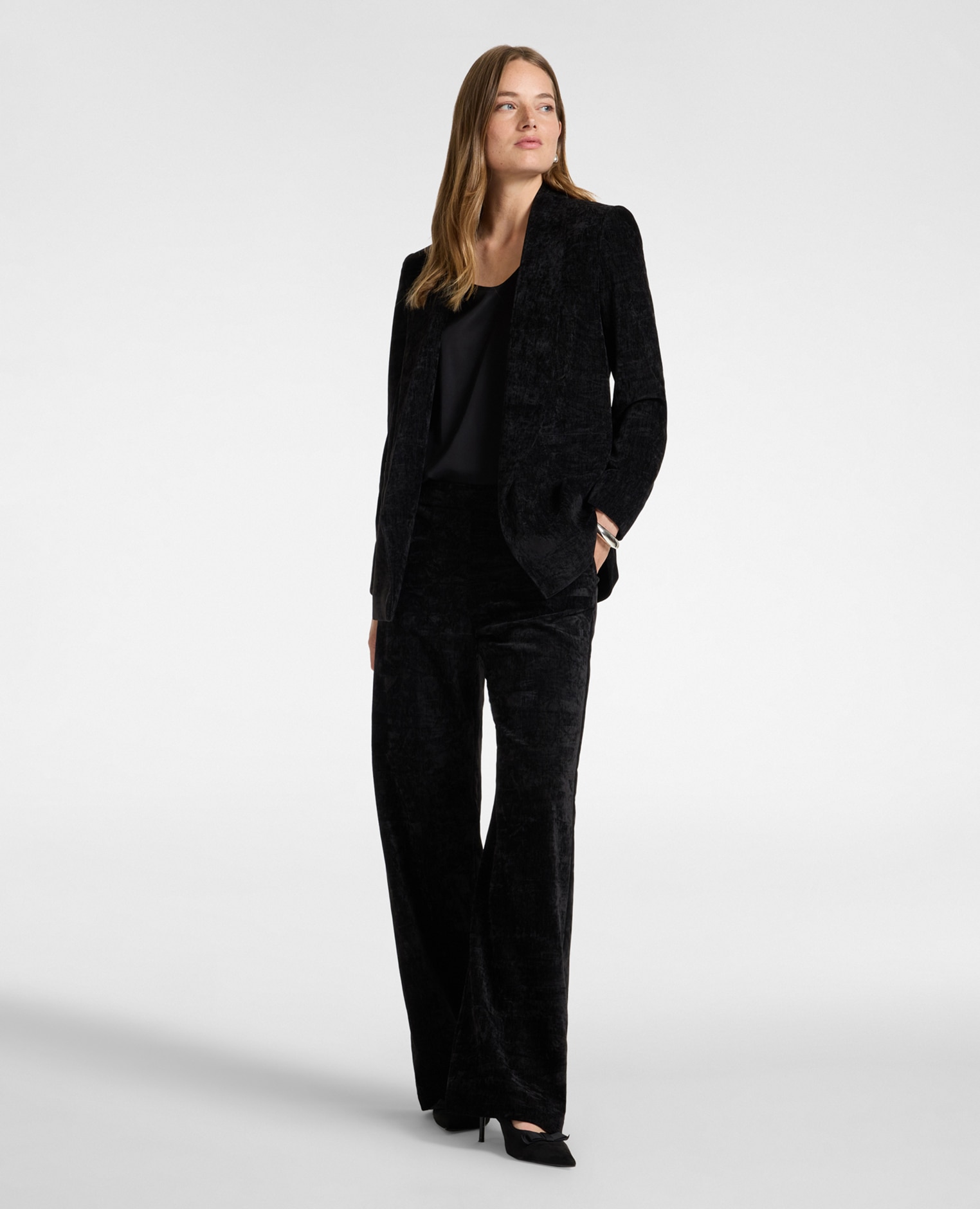 Imagen 1 de Pantalones de mujer palazzo de terciopelo ajuste wide con cierre de cremallera y bolsillos diagonales - Elena Miró - Negro Negro