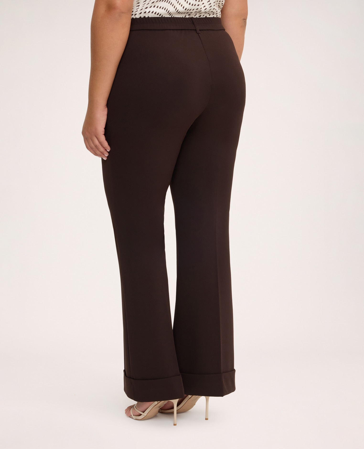 Pantalones de mujer flare en tejido stretch ajuste y diseño para el máximo confort - Fiorella Rubino - Marrón Marrón-2
