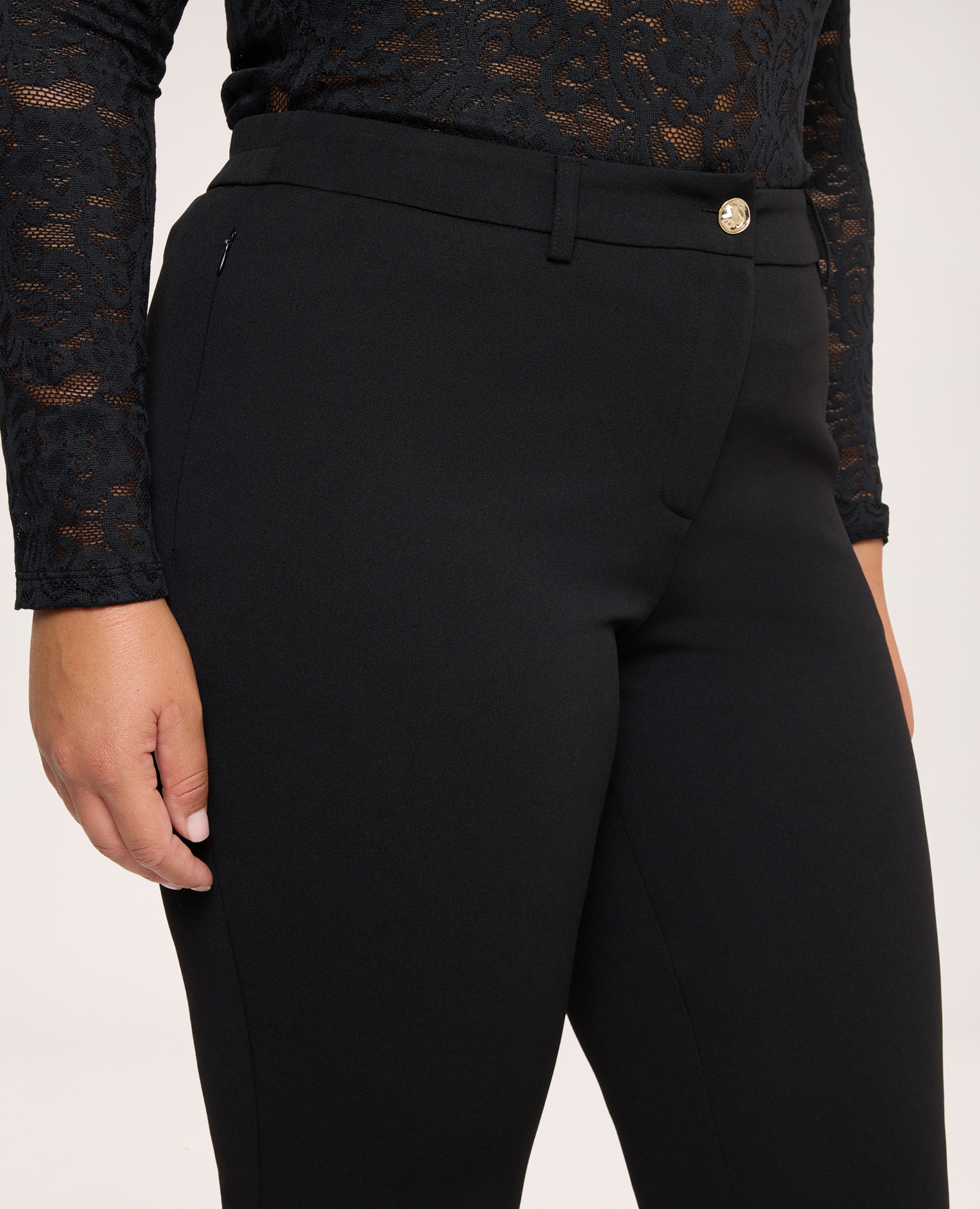 Pantalones de mujer flare en tejido stretch ajuste y diseño para el máximo confort - Fiorella Rubino - Negro Negro-4