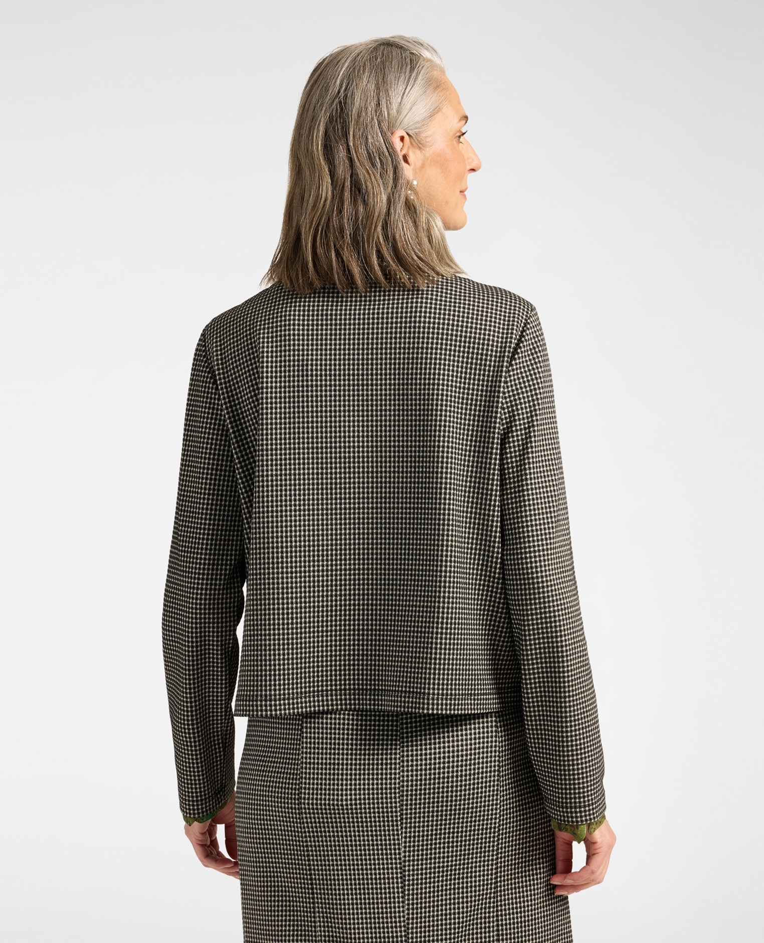 Chaqueta de mujer de punto motivo vichy modelo con ajuste boxy cierre con corchetes - Elena Miró - Negro Negro-2