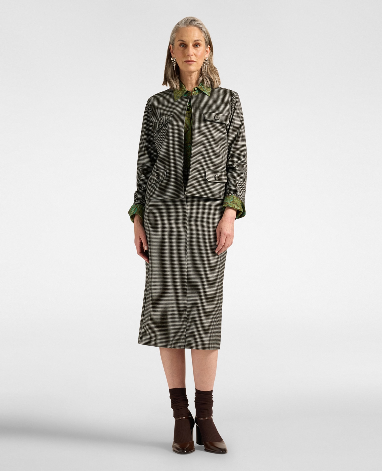 Chaqueta de mujer de punto motivo vichy modelo con ajuste boxy cierre con corchetes - Elena Miró - Negro Negro-3