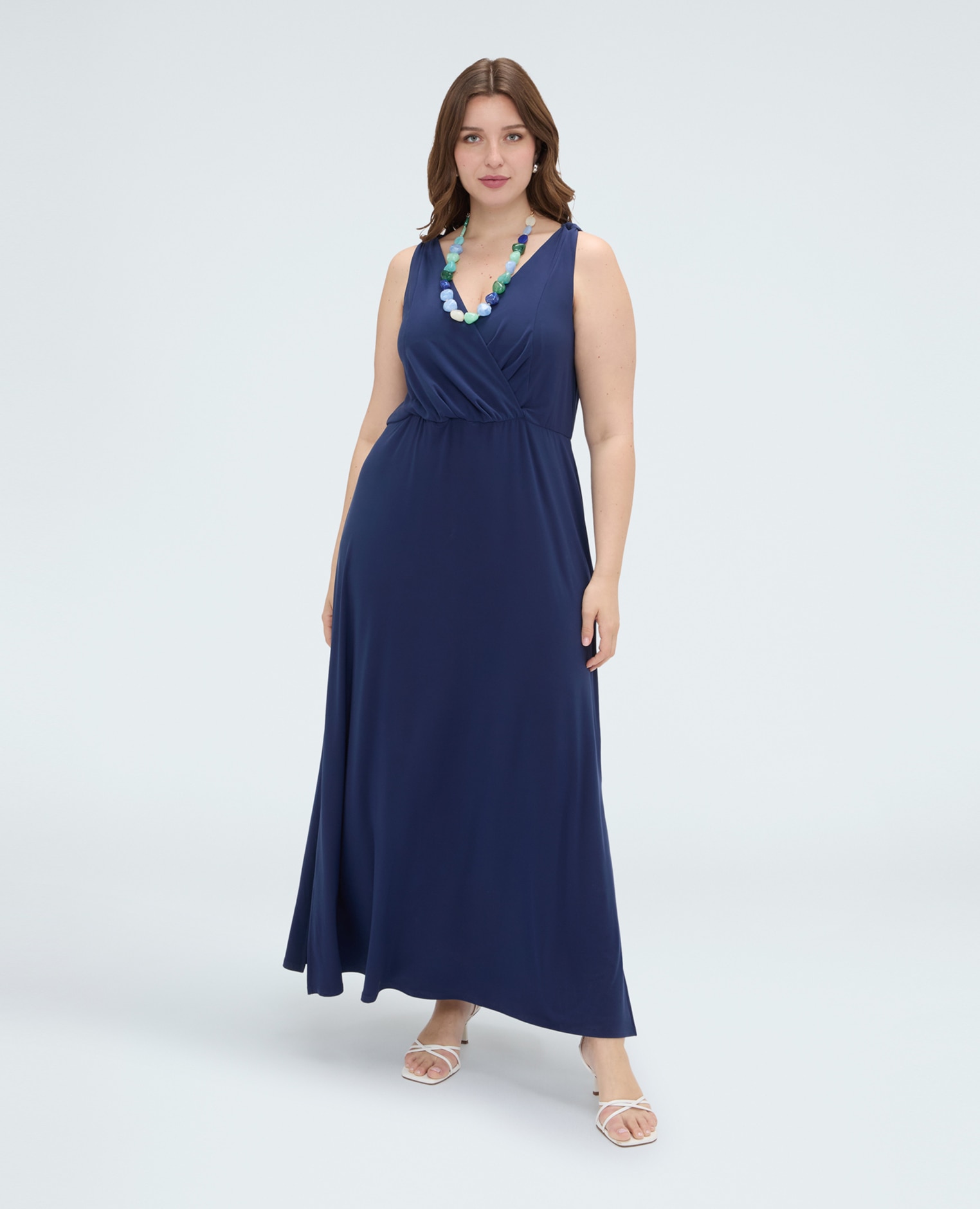 Vestido dream con escote en v sin mangas con cintura definida y falda acampanada - Fiorella Rubino - Azul Azul-3