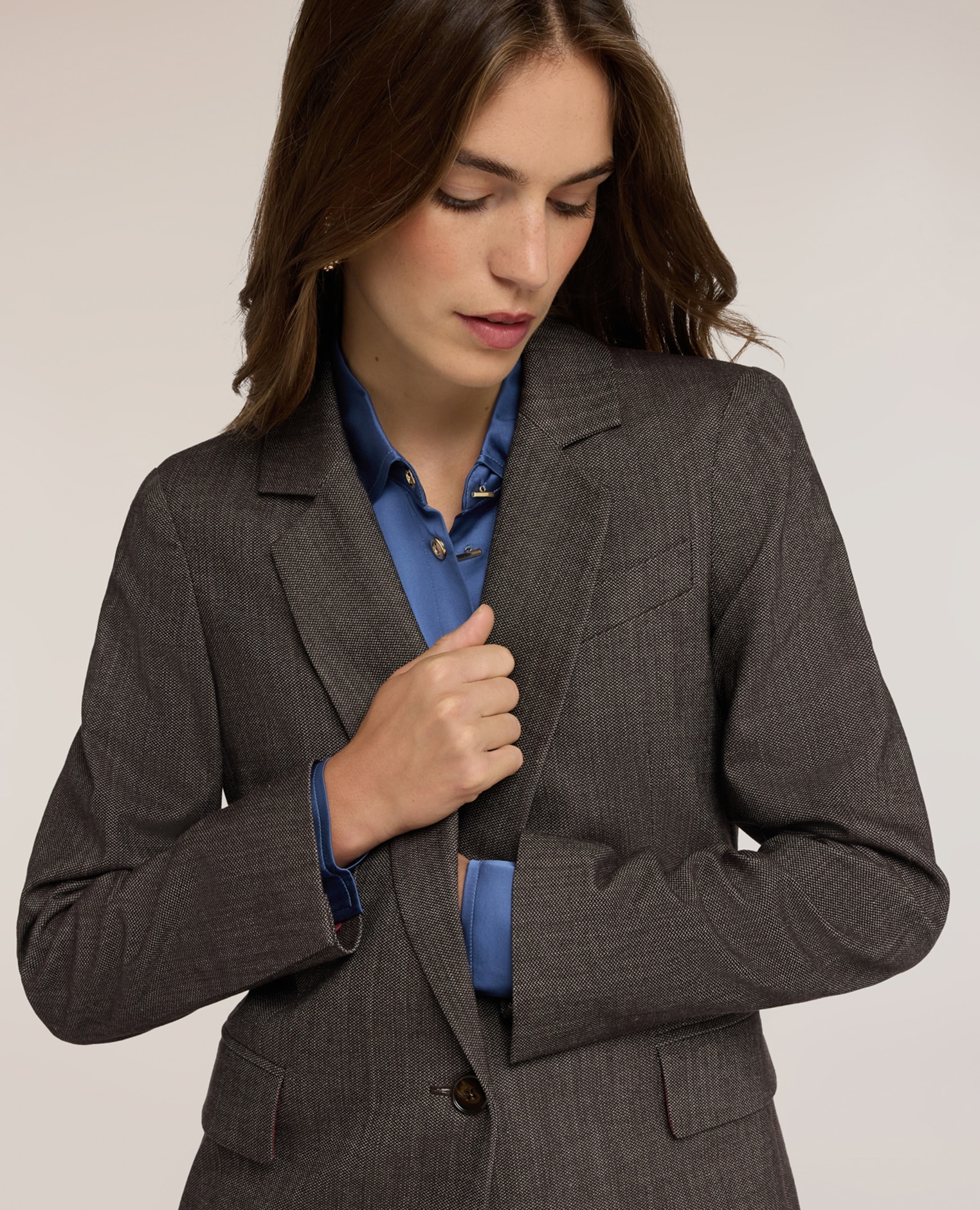 Blazer de mujer teñido en hilo mezcla de algodón longitud media ajuste regular - Motivi - Gris Gris-4