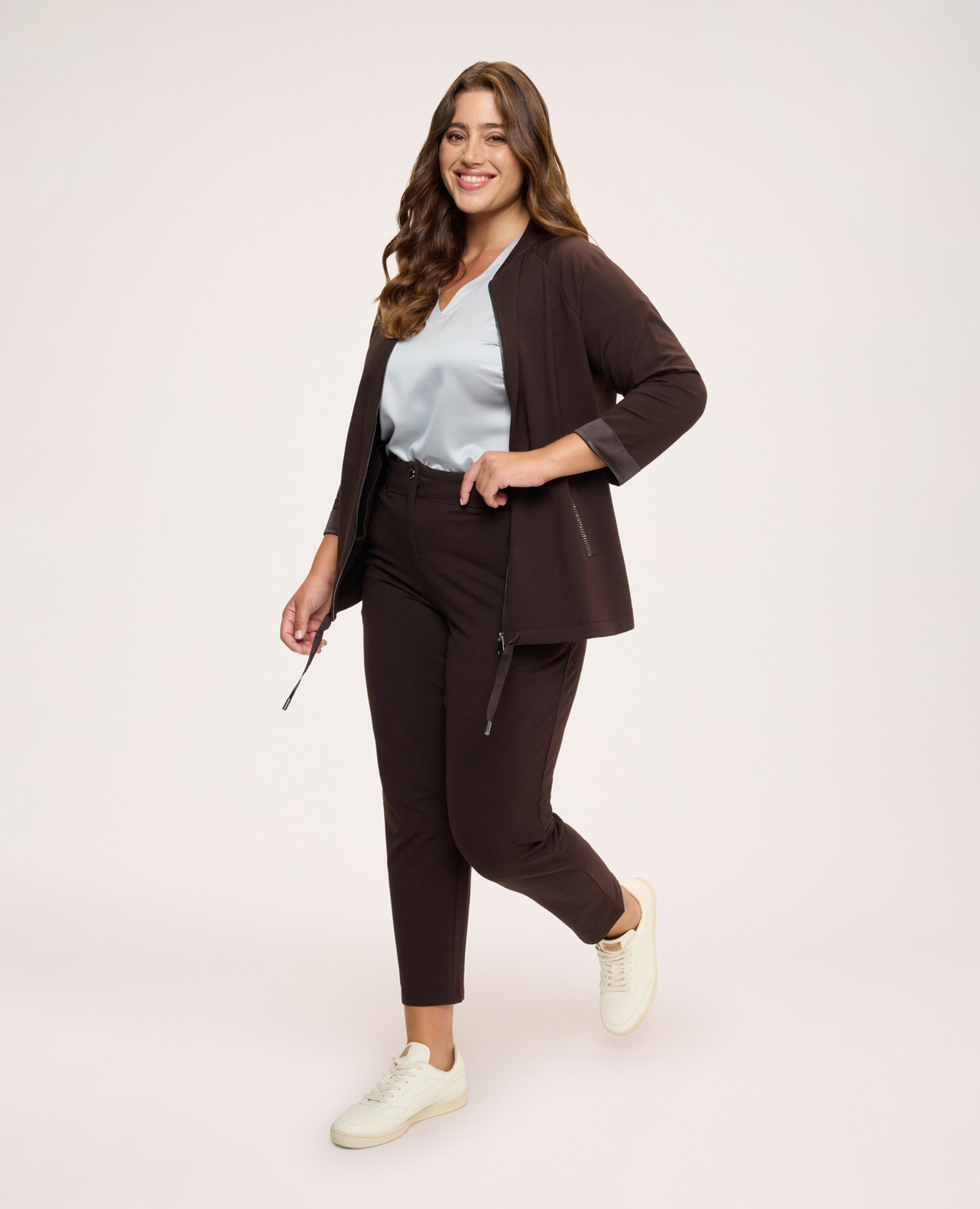 Pantalones de mujer balloon en felpa de algodón ajuste y diseño para el máximo confort - Fiorella Rubino - Marrón Marrón-1
