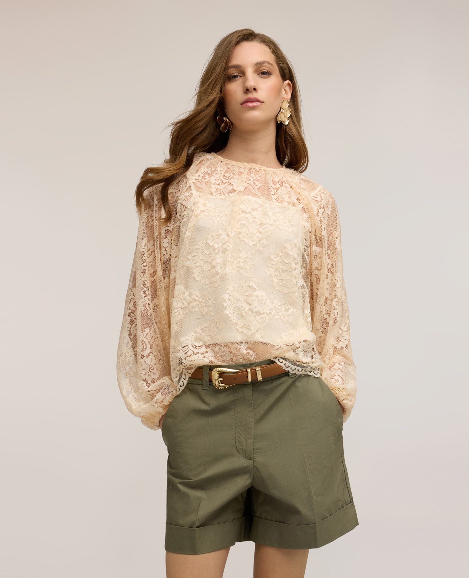 Blusa de mujer de encaje con mangas ranglan ajuste oversize con mangas largas tipo raglan - Motivi - Beige Beige-1