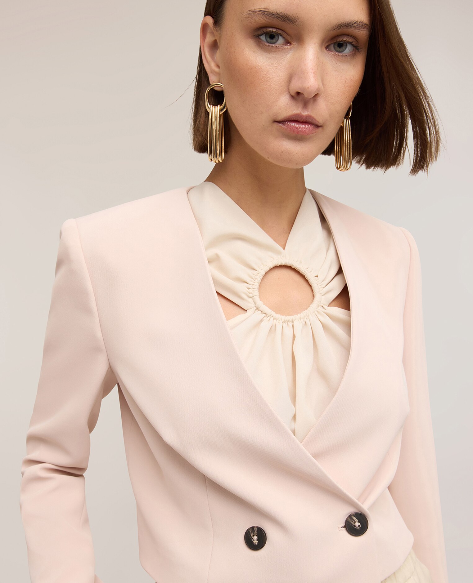 Chaqueta de mujer spencer de doble botonadura modelo con ajuste regular cierre cruzado con botones - Motivi - Rosa Rosa-4