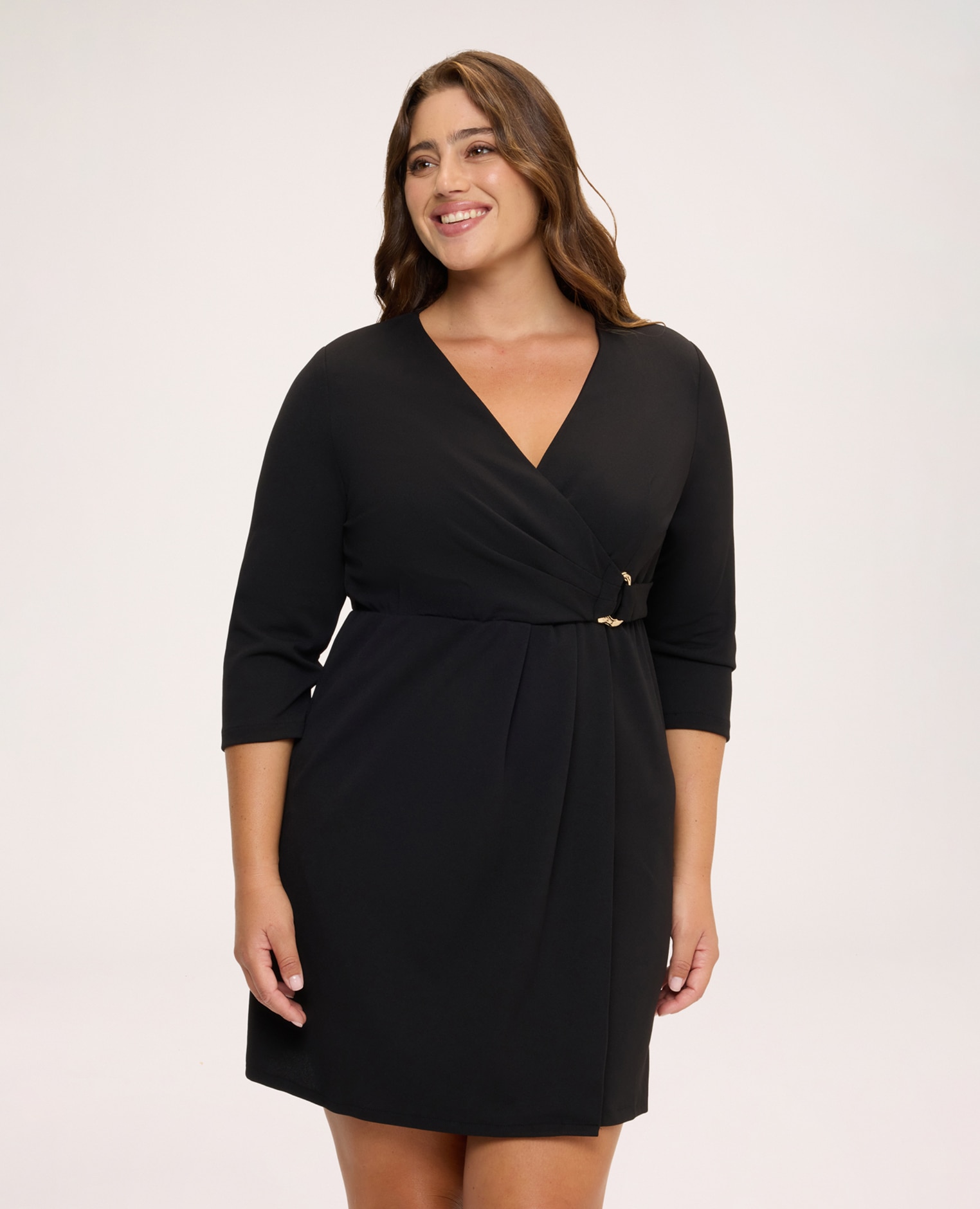 Vestido cruzado con hebilla hebilla metálica dorada - Fiorella Rubino - Negro Negro-1