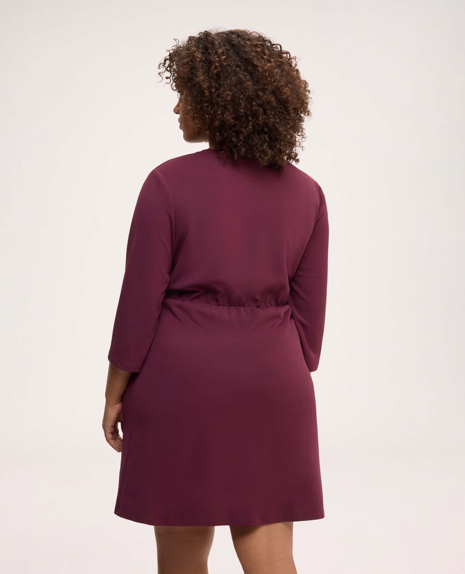 Vestido cruzado con hebilla hebilla metálica dorada - Fiorella Rubino - Burdeos Burdeos-2
