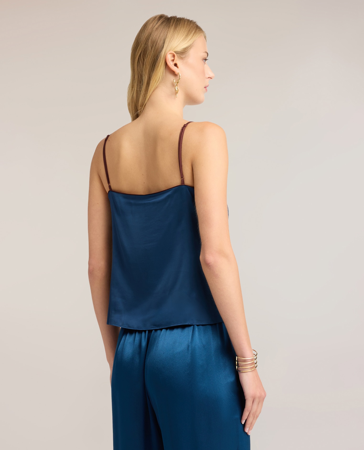 Top de mujer de raso con perfiles en contraste ajuste regular sin cierre - Motivi - Azul Azul-2