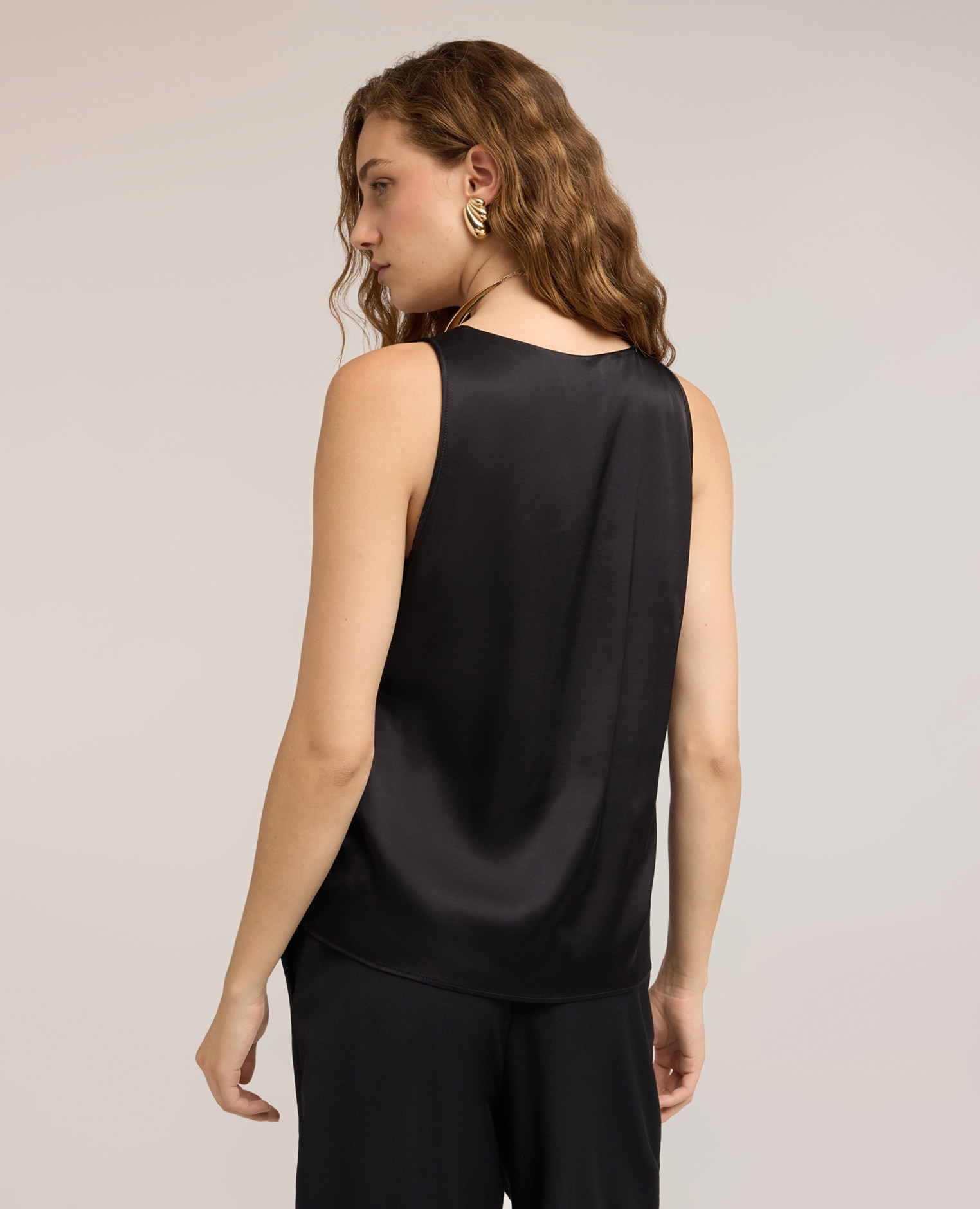 Top de mujer de satén de viscosa con escote pronunciado ajuste regular - Motivi - Negro Negro-2