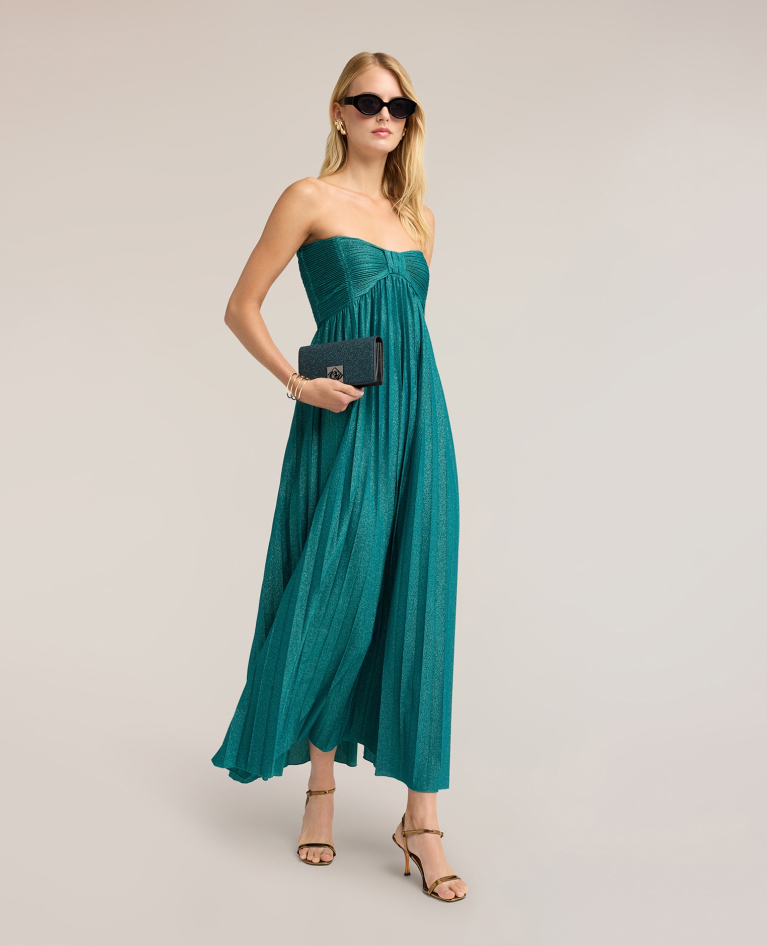 Vestido largo plisado en jersey lurex modelo sin mangas con escote corazón cierre con cremallera en la parte trasera - Motivi - Verde Verde-3
