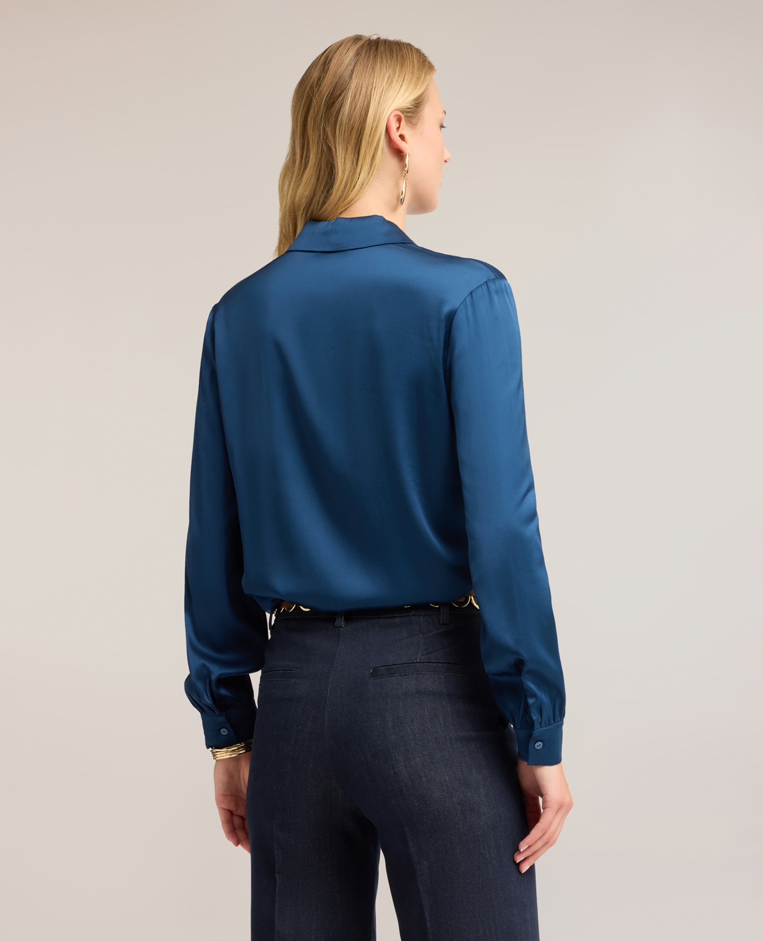 Camisa de mujer de satén ajuste regular abertura frontal con botones a la vista - Motivi - Azul Azul-2