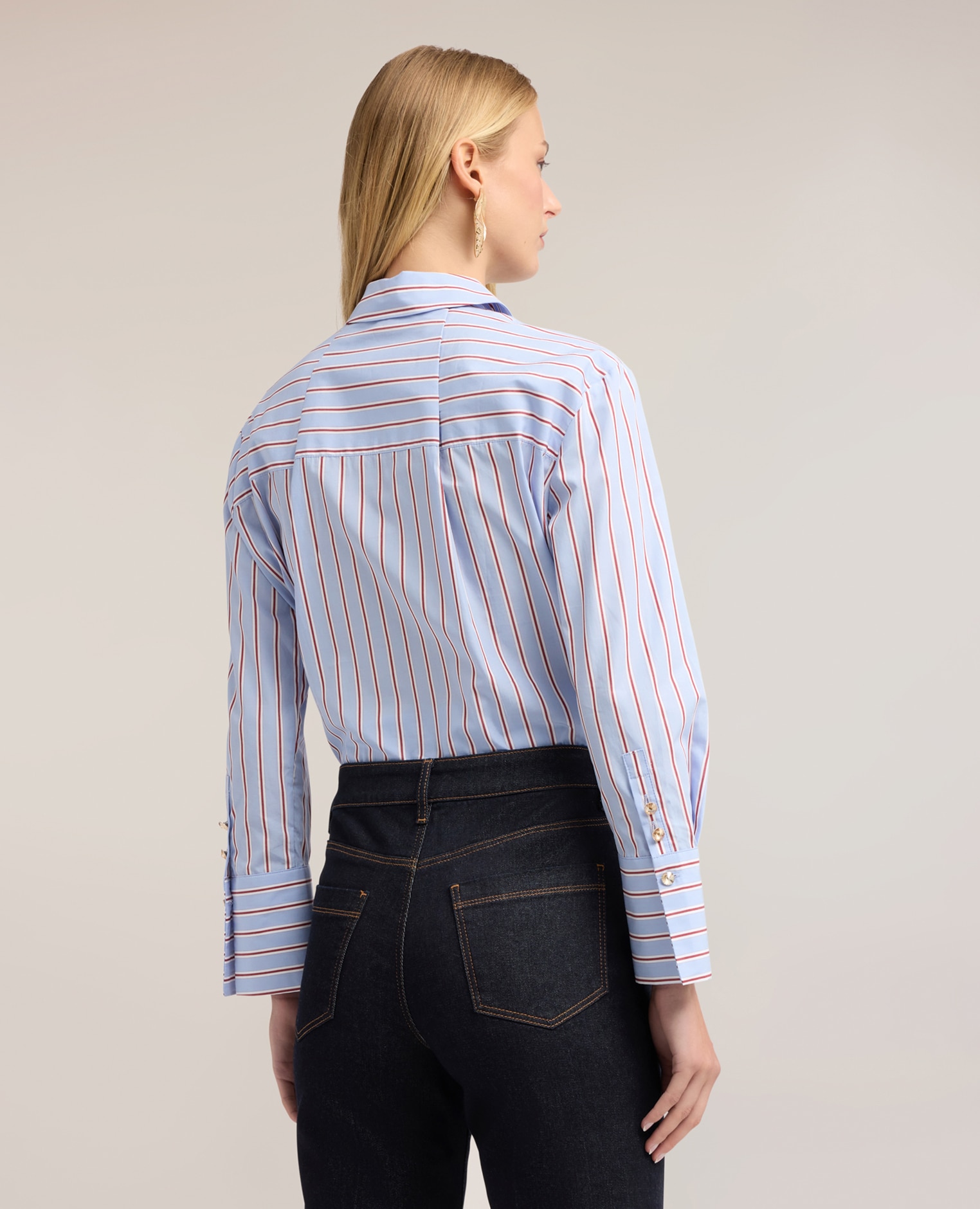 Camisa de mujer boxy en popelín de rayas diagonales abertura frontal con cierre inglés y cuello clásico - Motivi - Azul claro Azul claro-2