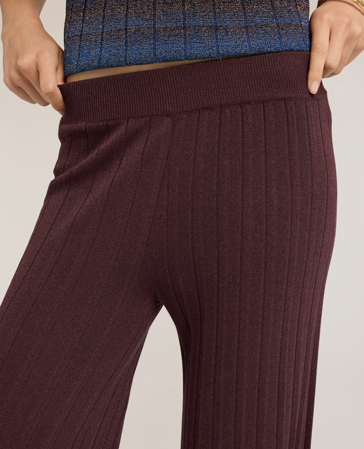 Pantalones de mujer palazzo plisados en punto de viscosa lurex ajuste ancho sin cierre - Motivi - Marrón Marrón-4