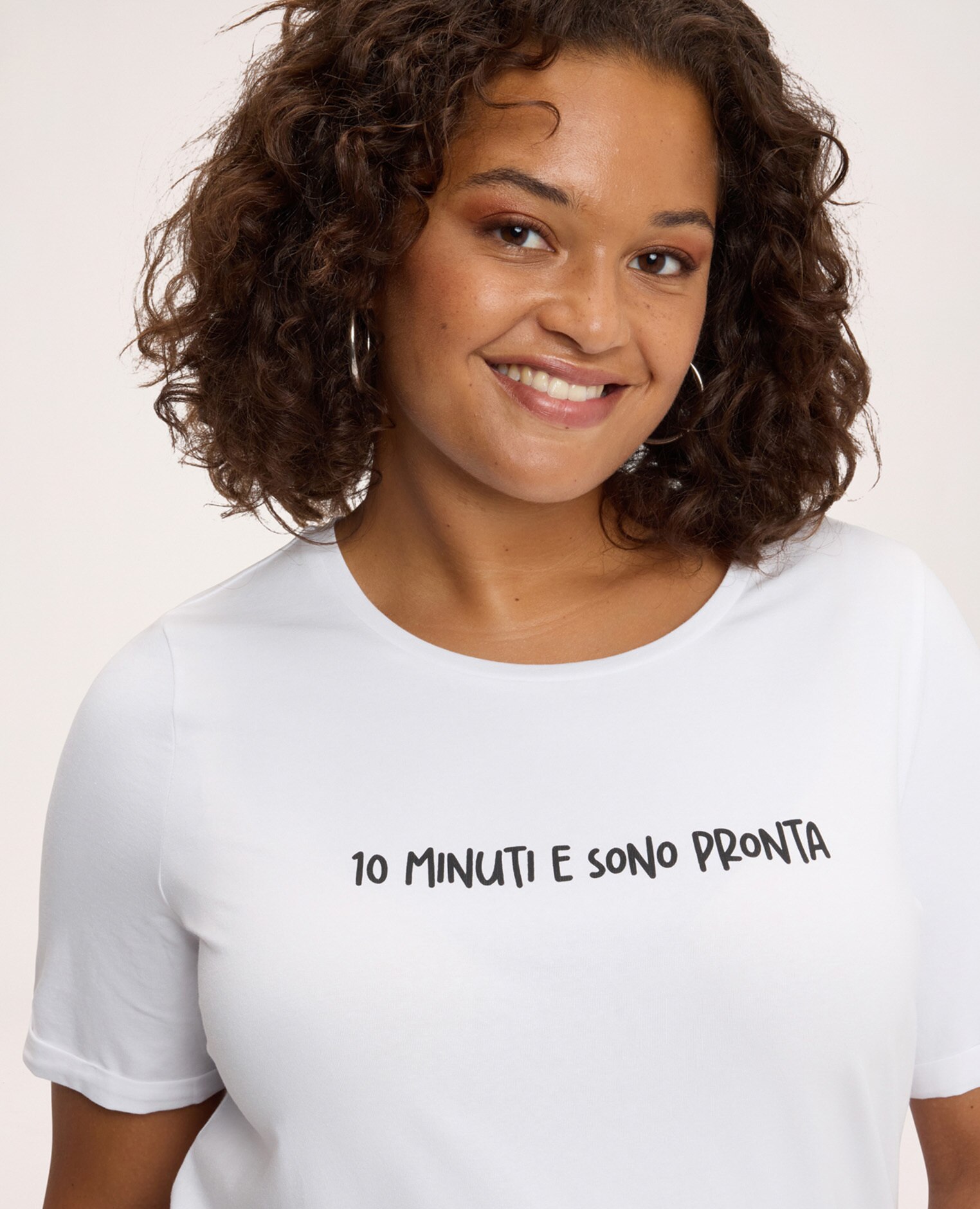 Camiseta de mujer de algodón con estampado divertido ajuste y diseño para el máximo confort - Fiorella Rubino - Blanco Blanco-4