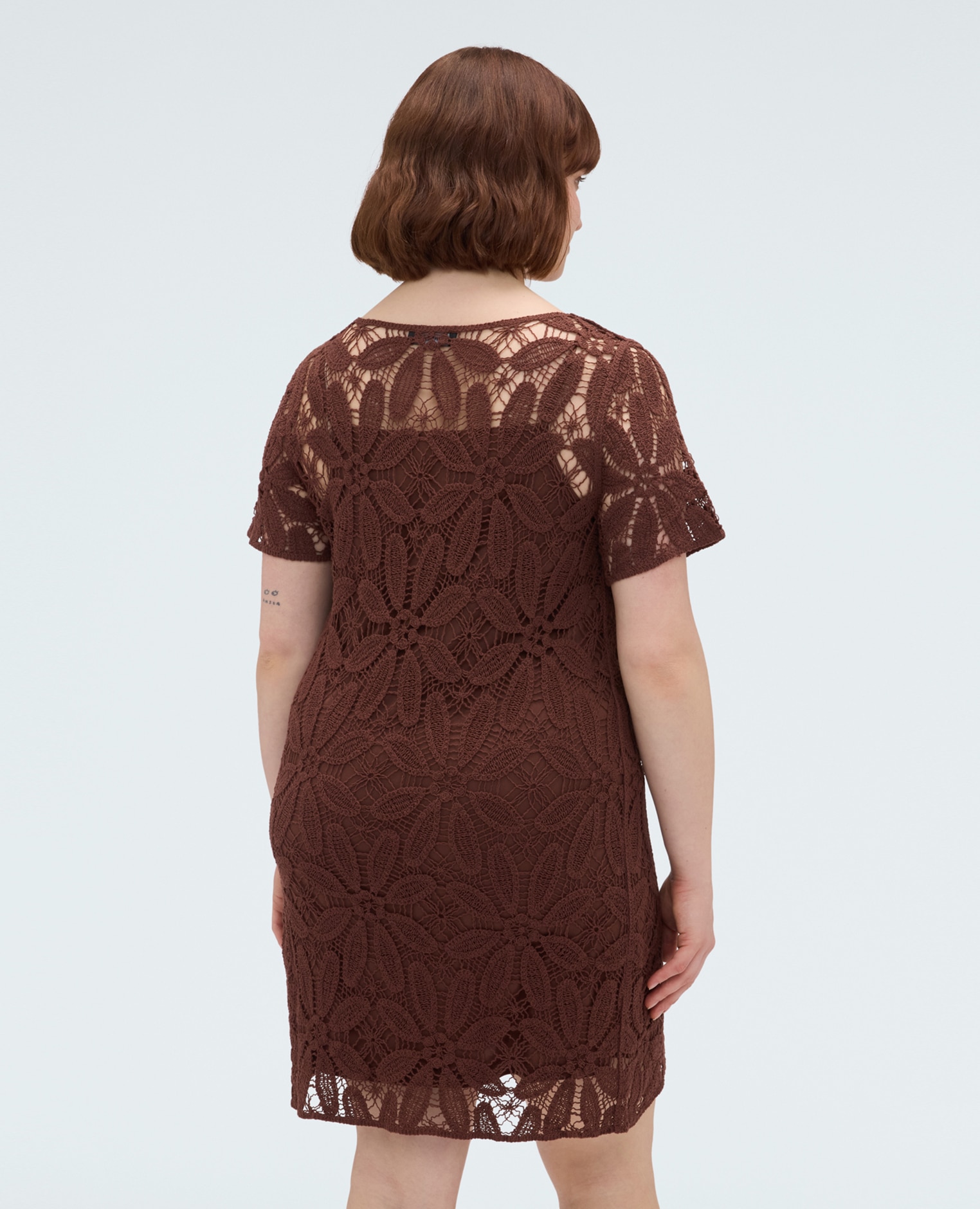 Vestido corto crochet cómoda combinación - Fiorella Rubino - Marrón Marrón-2