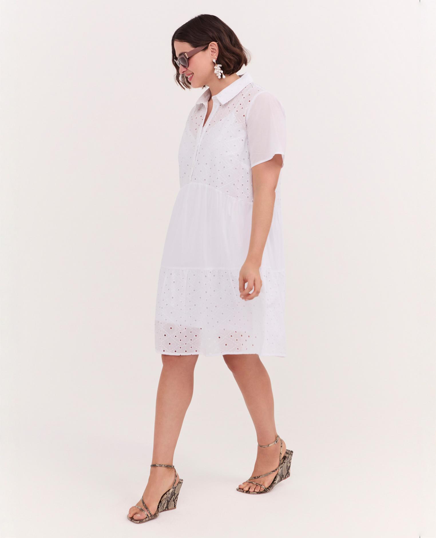 Vestido con volantes smile en color sangallo cuello clásico botones y forro cómodo - Fiorella Rubino - Blanco Blanco-4