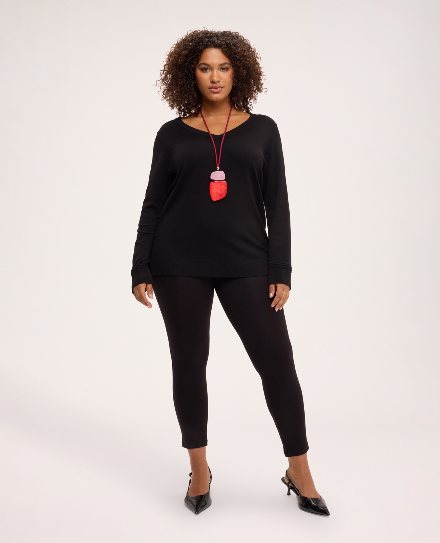 Jersey de mujer escote en v en mezcla de viscosa bordes acabados con canalé en puños y bajo mangas largas - Fiorella Rubino - Negro Negro-3