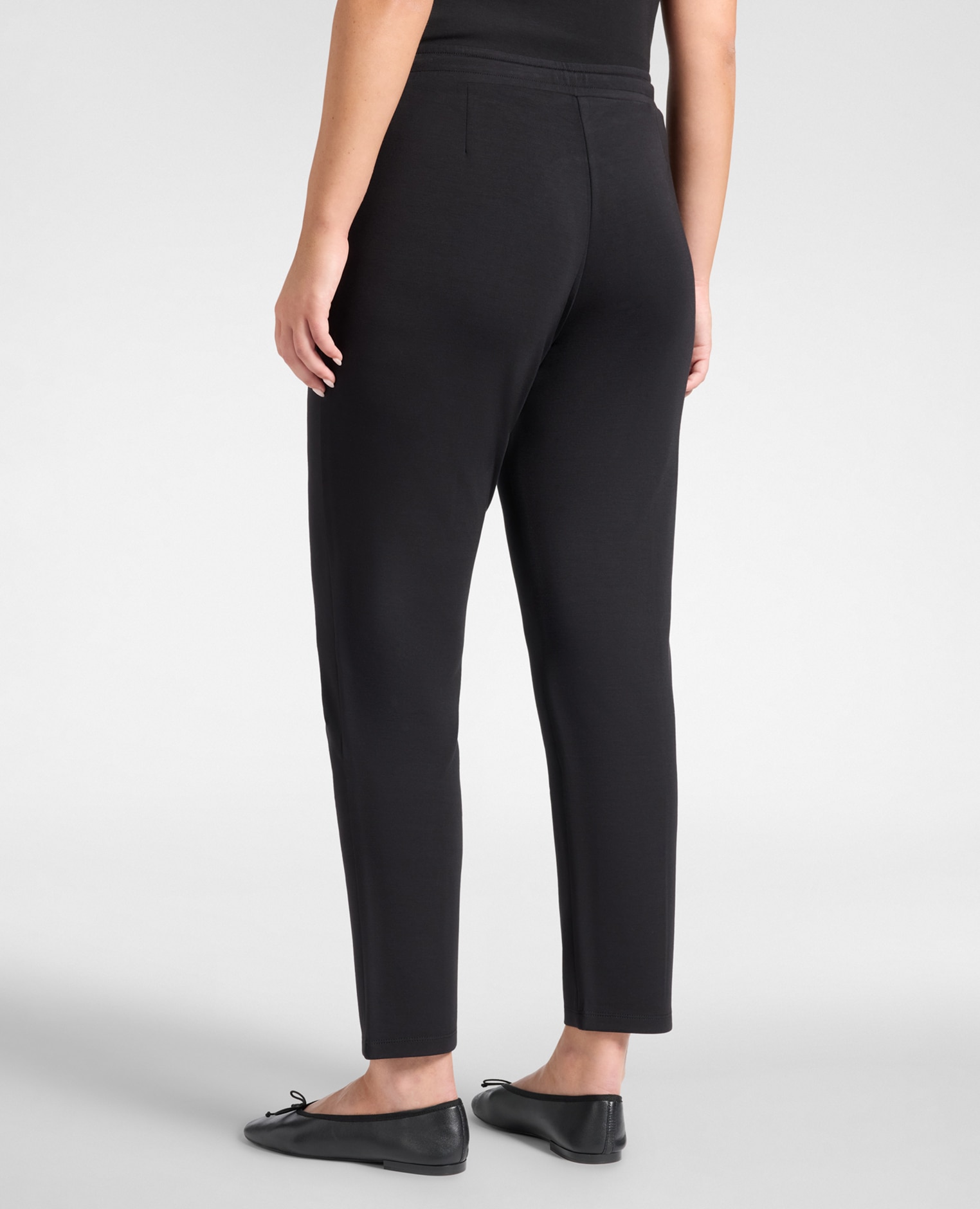 Joggers de mujer en scuba mezcla de modal con cordón ajustable costuras sastre verticales en la parte delantera que estilizan la pierna - Elena Miró - Negro Negro-2