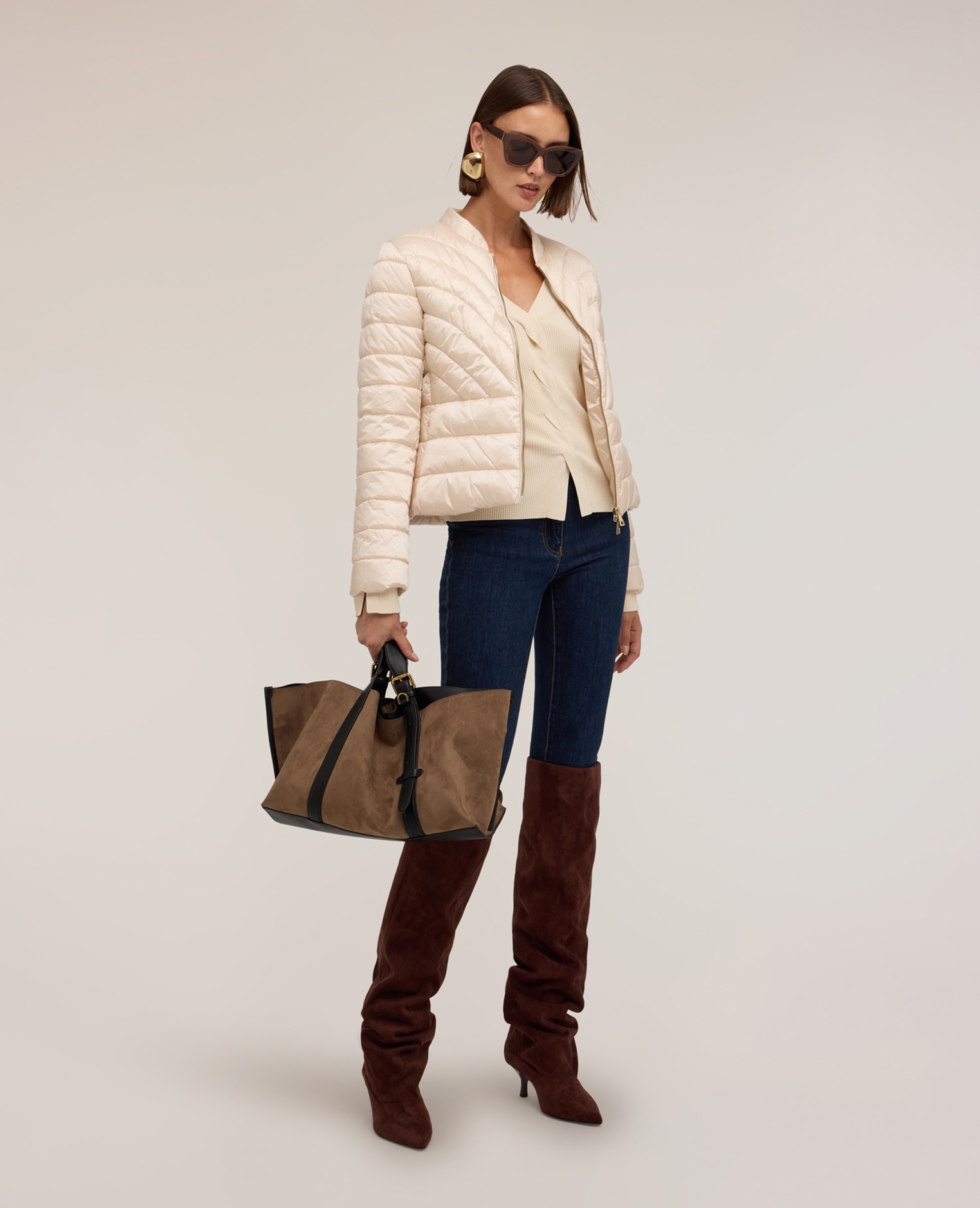 Plumífero de mujer lightweight corto con cuello alto modelo corto con ajuste entallado y cierre frontal con cremallera - Motivi - Beige Beige-3