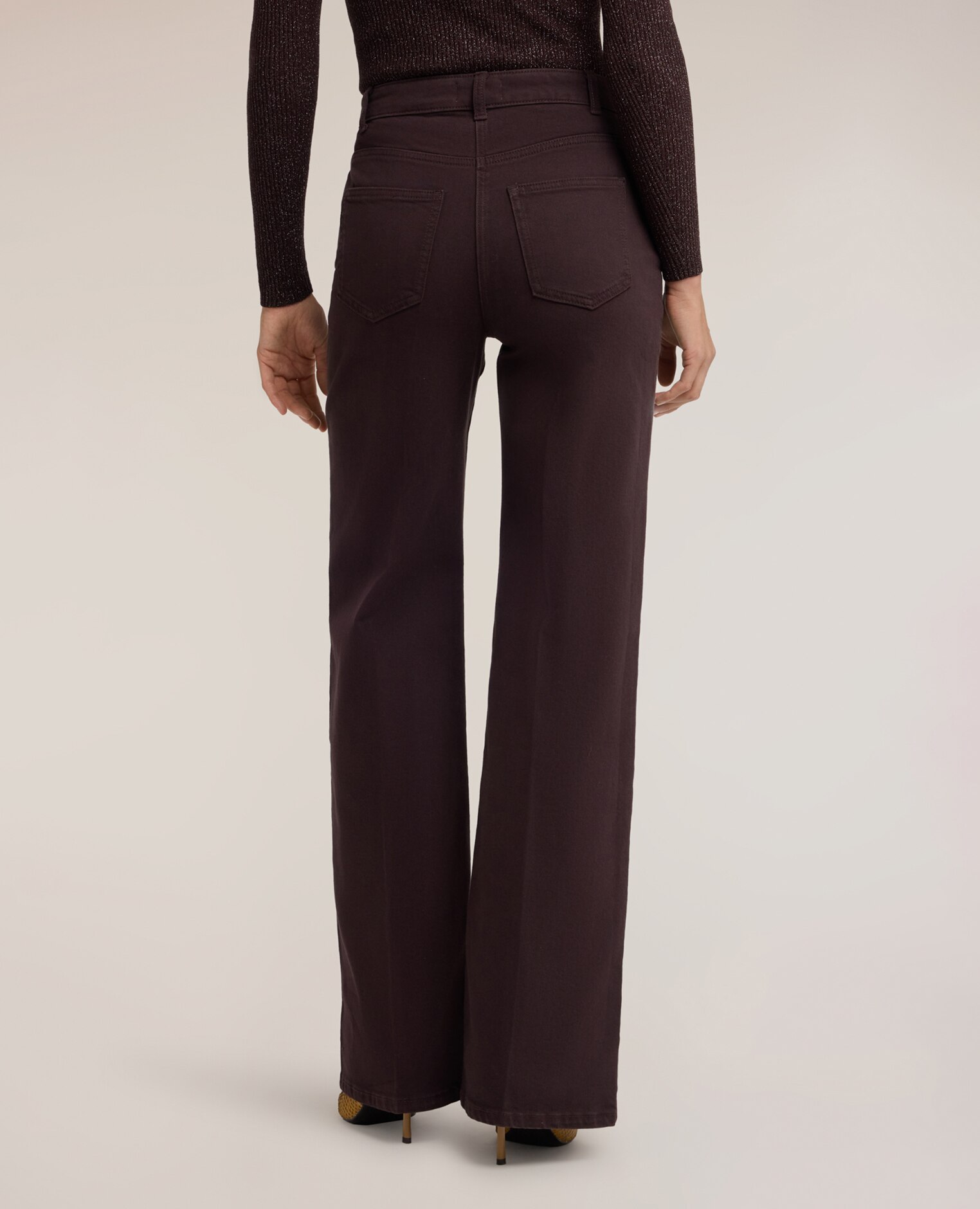Pantalones de mujer palazzo de dril con pliegue marcado modelo de cinco bolsillos abertura frontal con botón y cremallera - Motivi - Marrón Marrón-2