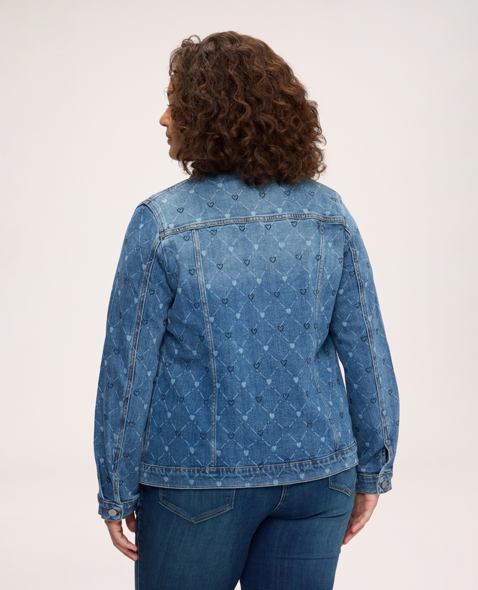 Chaqueta de mujer de denim con estampado y corazones dos bolsillos con solapa en el pecho y dos bolsillos laterales - Fiorella Rubino - Azul Azul-2