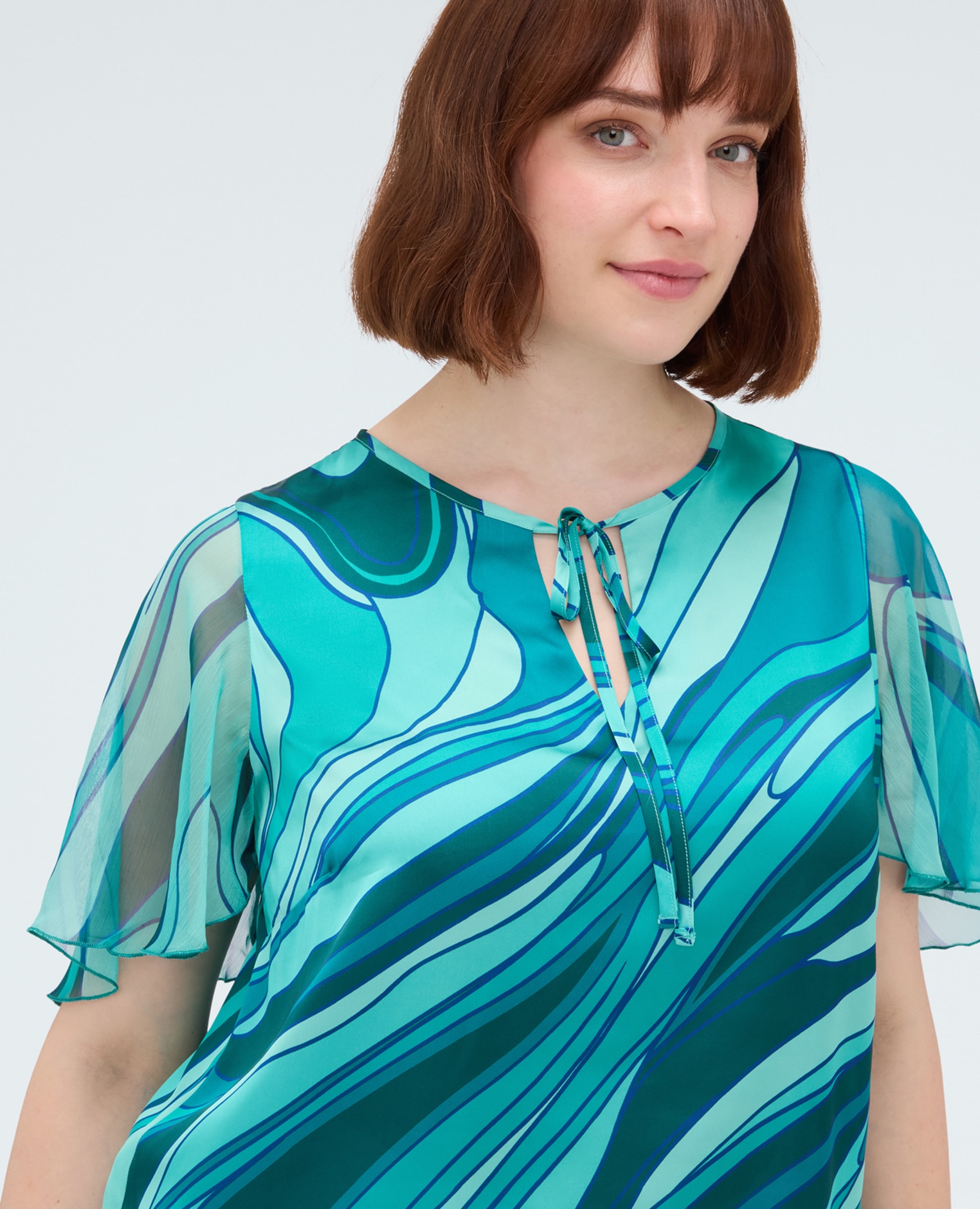Blusa de mujer bimaterial con estampado perfecta para los momentos especiales y para los looks diarios - Fiorella Rubino - Verde Verde-4